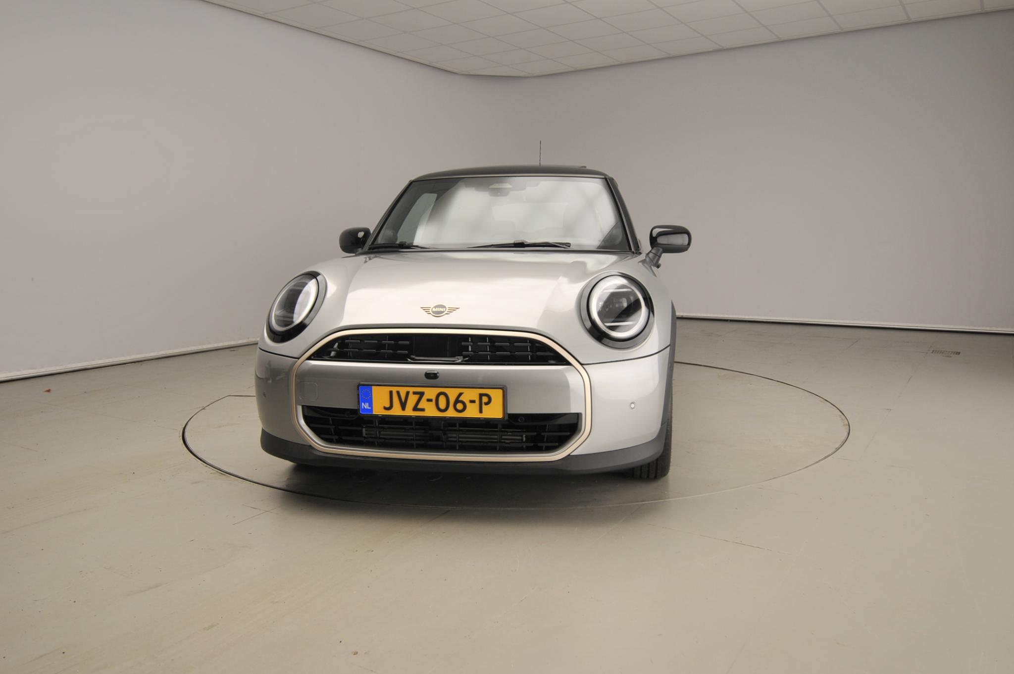 MINI 3-deurs Cooper C - Afbeelding 5