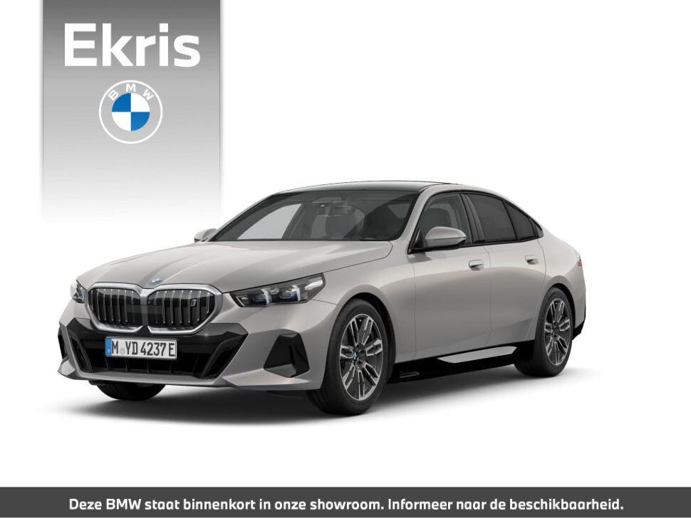 BMW i5 eDrive40