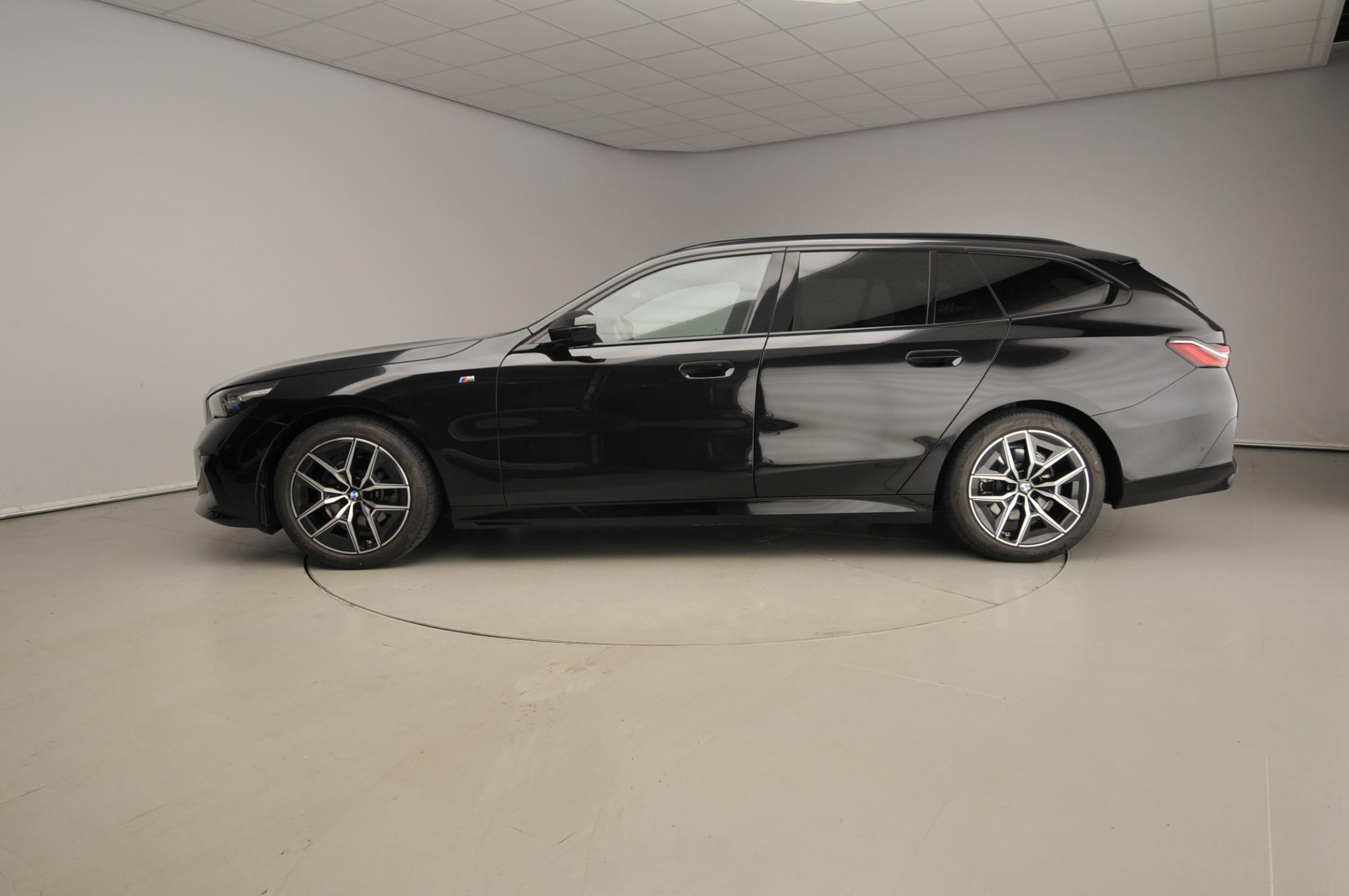 BMW 5 Serie Touring 520i - Afbeelding 2