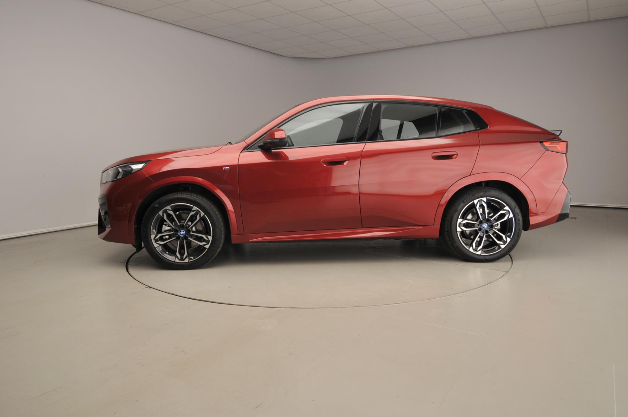BMW iX2 xDrive30 - Afbeelding 2