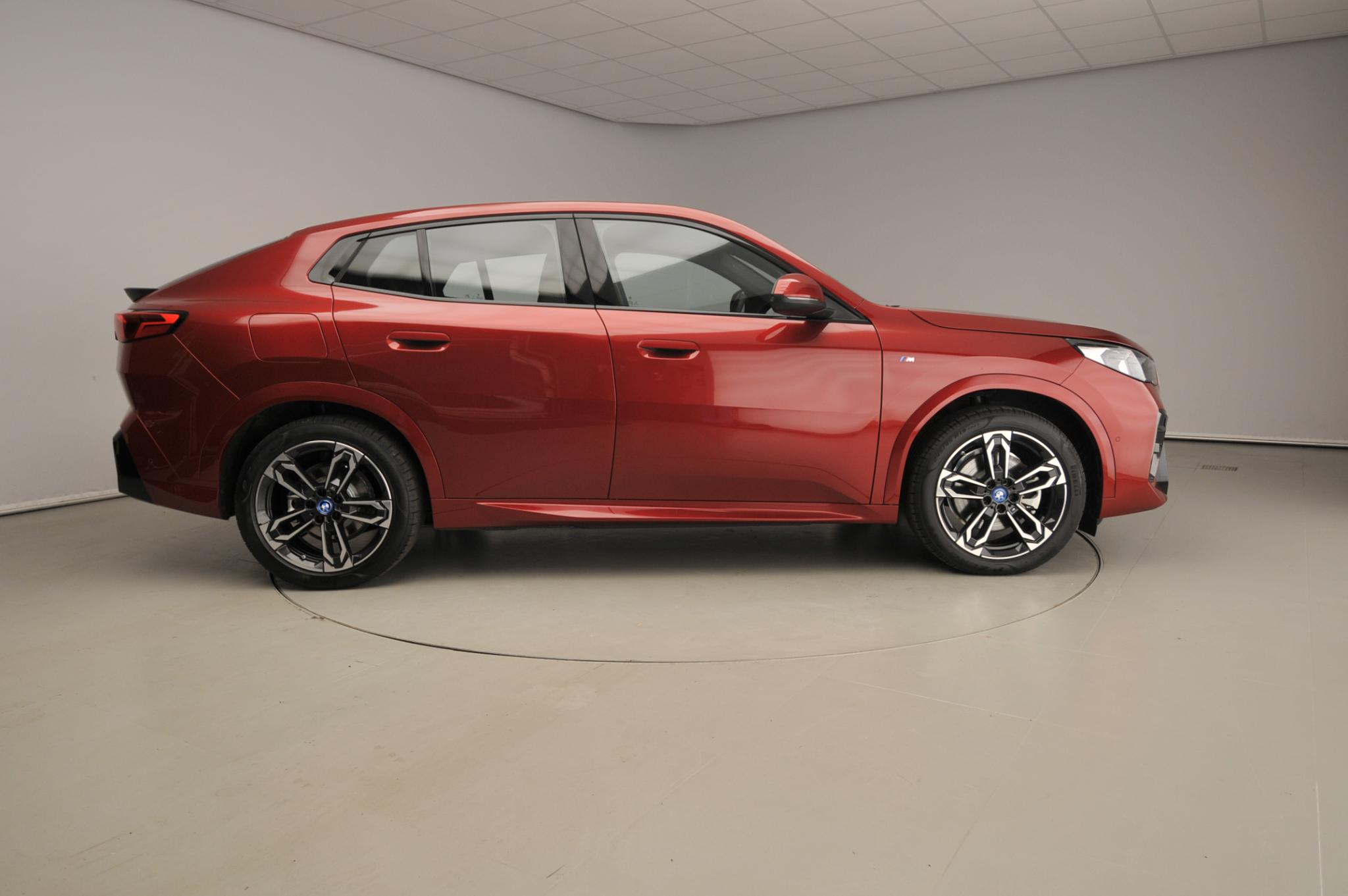 BMW iX2 xDrive30 - Afbeelding 4