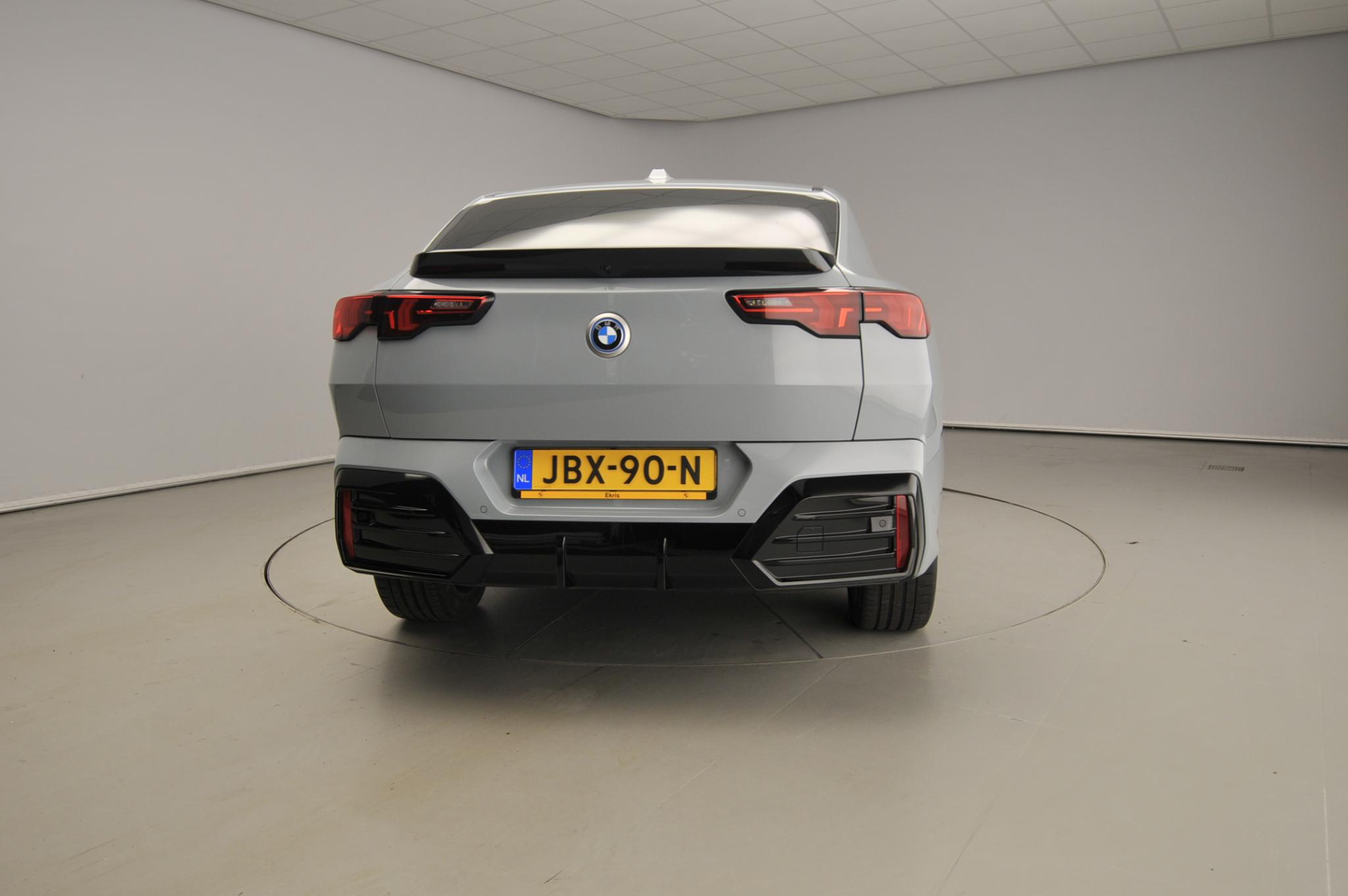 BMW iX2 eDrive20 - Afbeelding 3