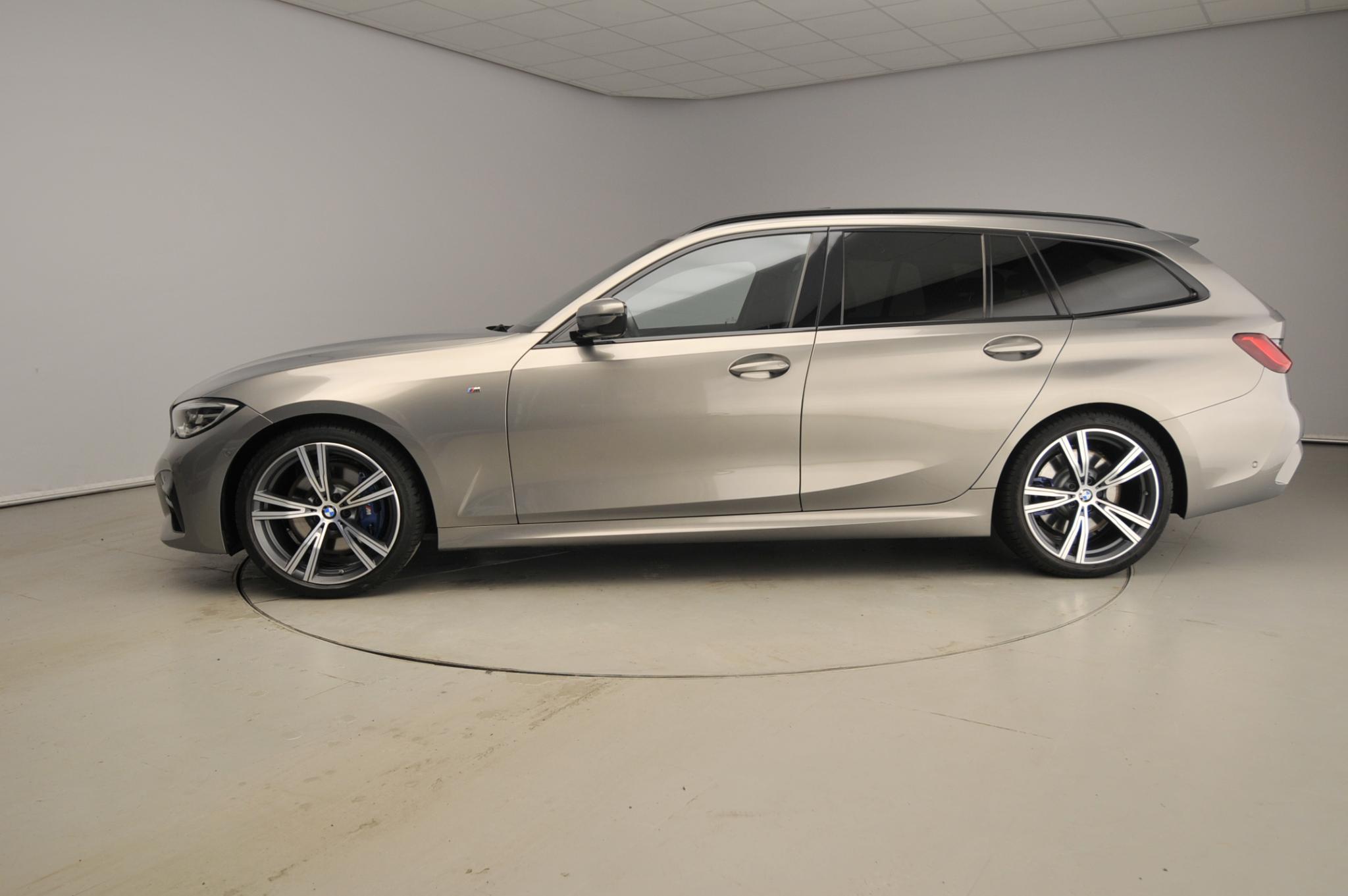 BMW 3 Serie Touring 330i - Afbeelding 2