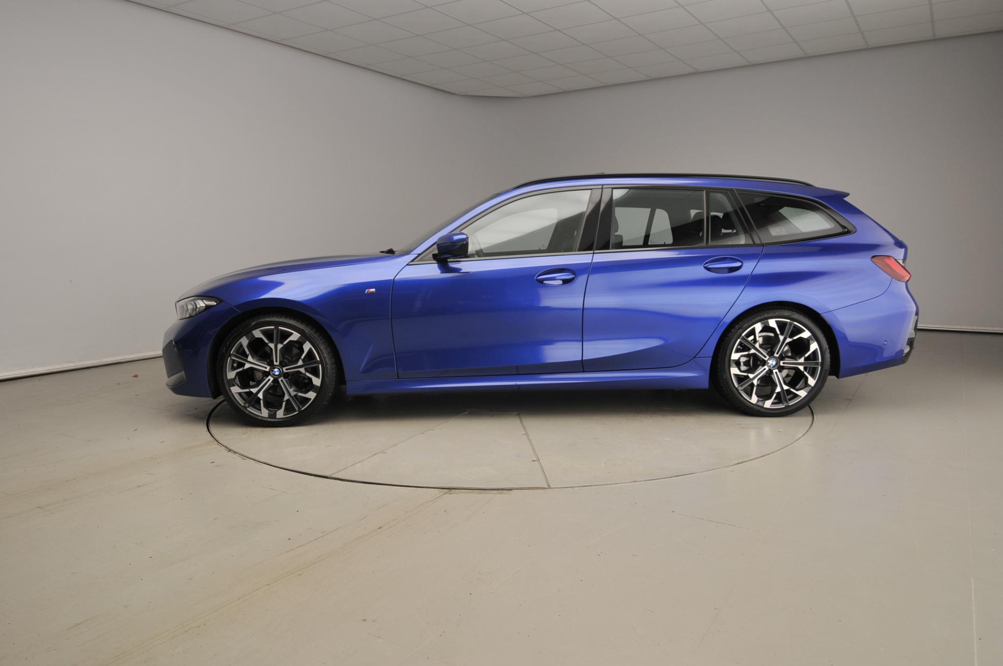 BMW 3 Serie Touring 320i - Afbeelding 2