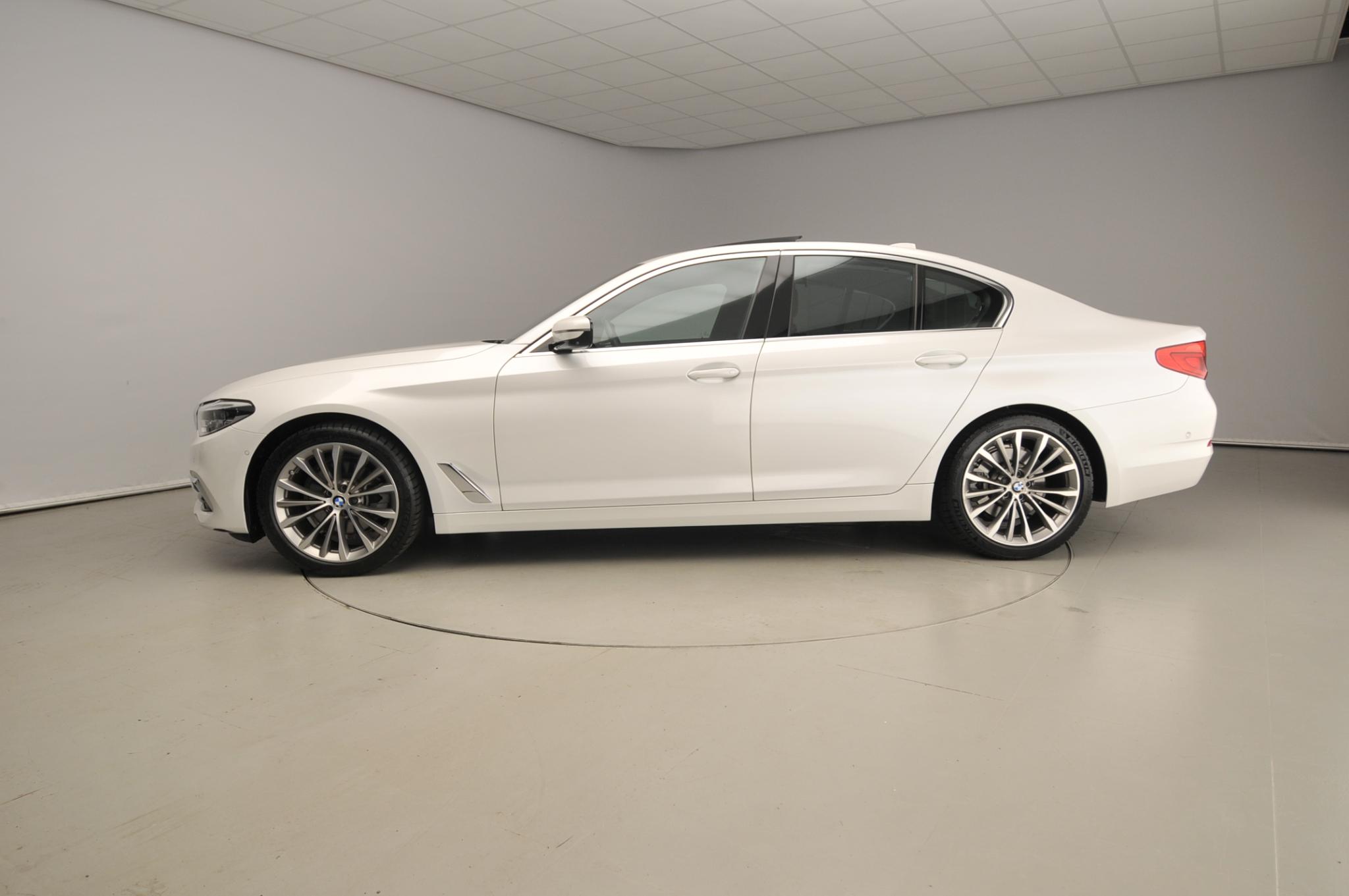 BMW 5 Serie Sedan 520d - Afbeelding 2