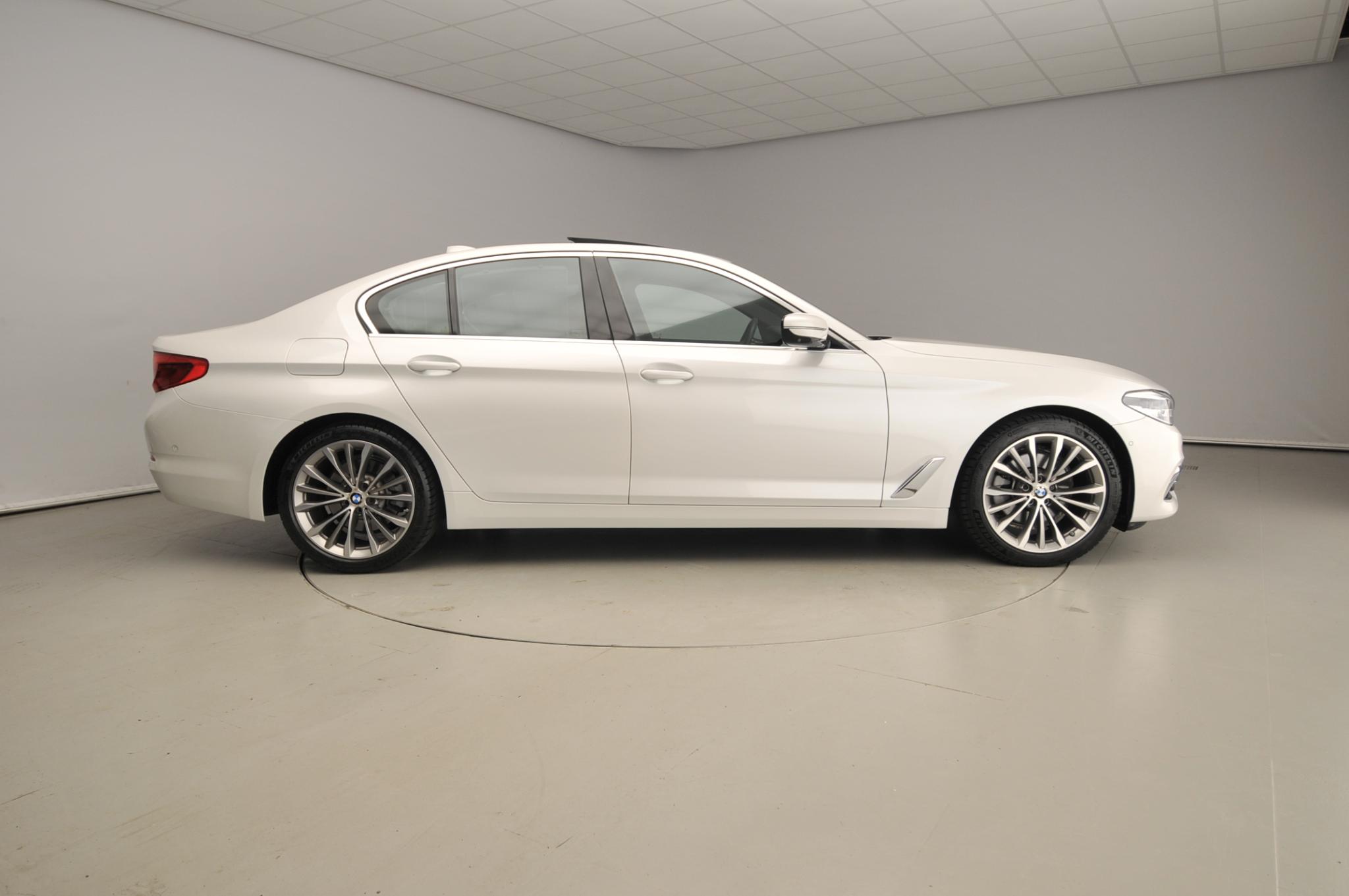 BMW 5 Serie Sedan 520d - Afbeelding 4