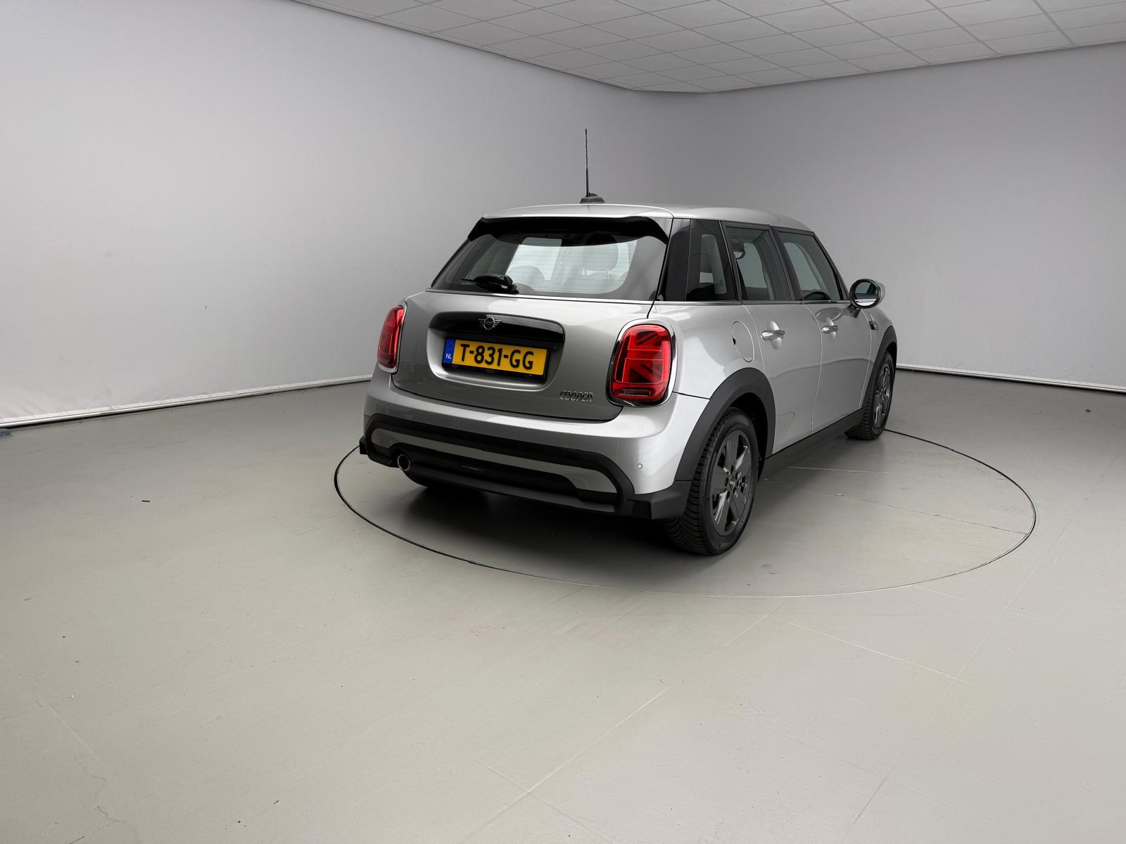 MINI 5-deurs Cooper - Afbeelding 2