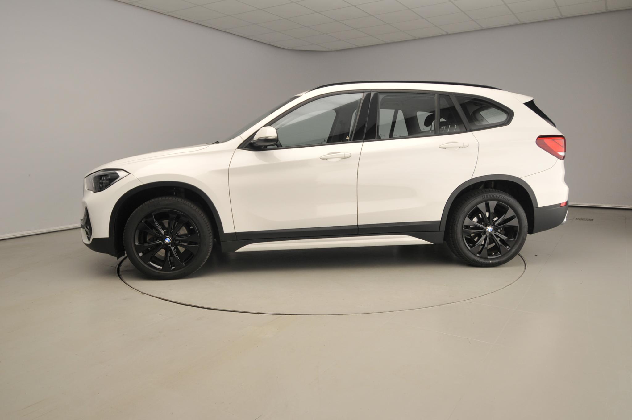 BMW X1 sDrive18i - Afbeelding 2