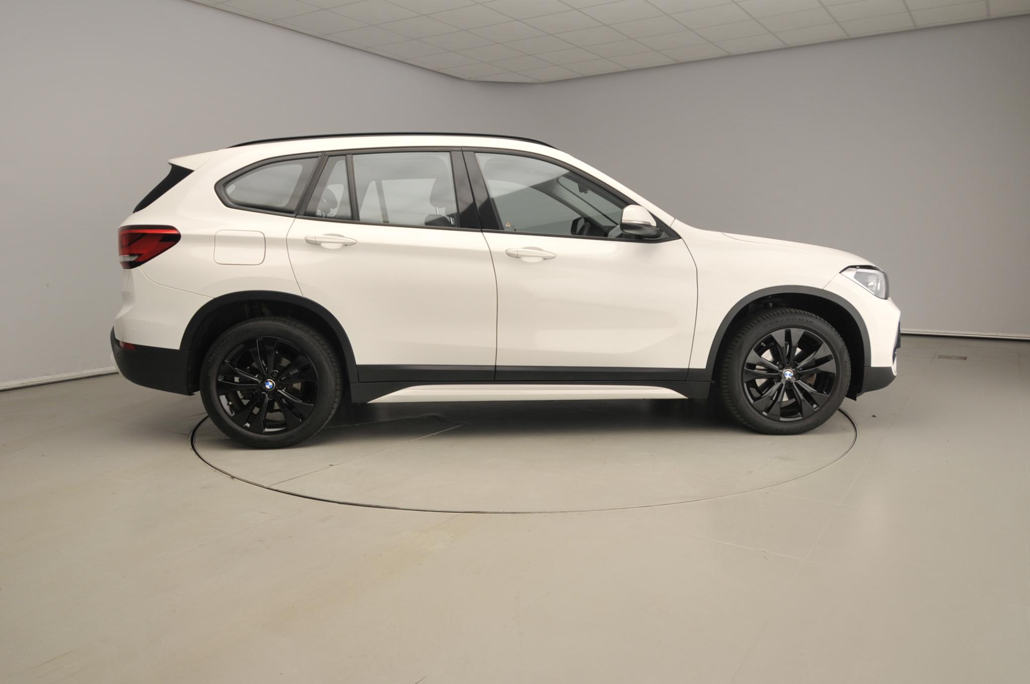 BMW X1 sDrive18i - Afbeelding 4