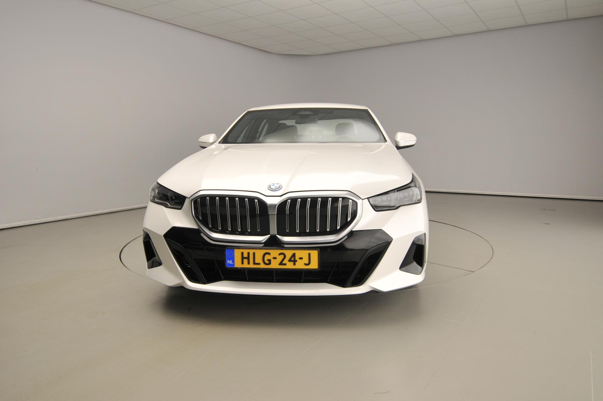 BMW 5 Serie Sedan 530e - Afbeelding 5