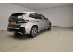 BMW iX1 eDrive20 - Afbeelding 2