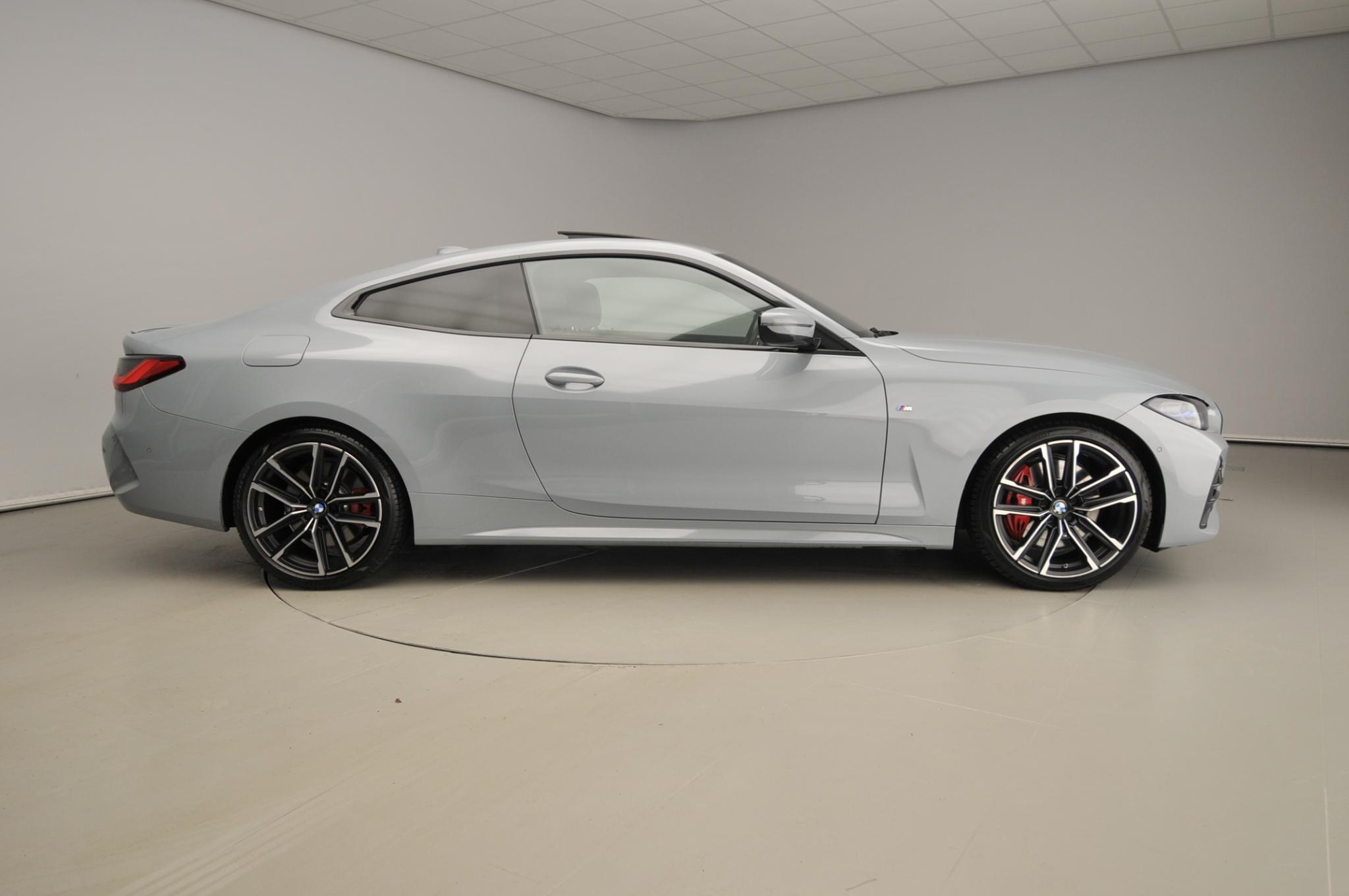 BMW 4 Serie Coupe 420i - Afbeelding 4