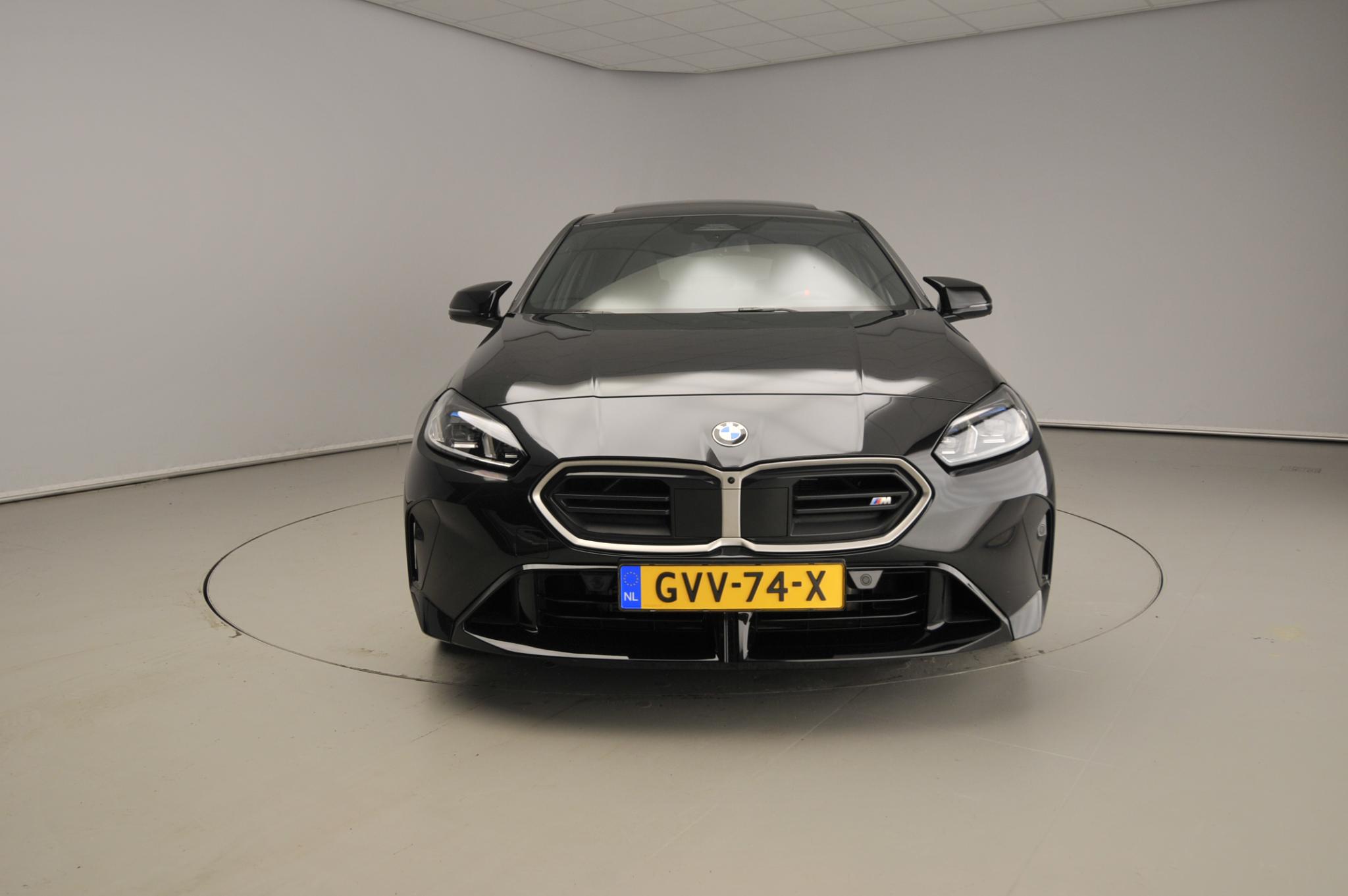 BMW 1 Serie 5-deurs M135 xDrive - Afbeelding 5