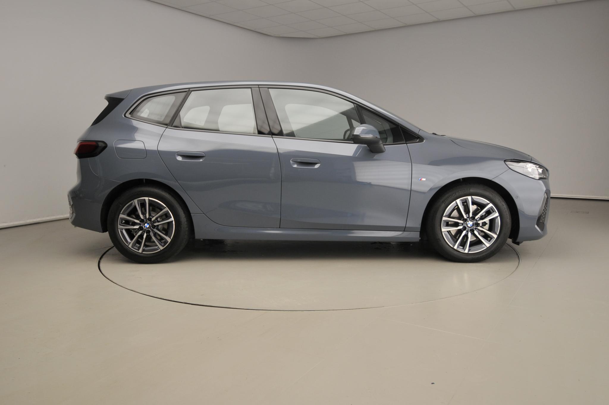 BMW 2 Serie Active Tourer 220i - Afbeelding 4