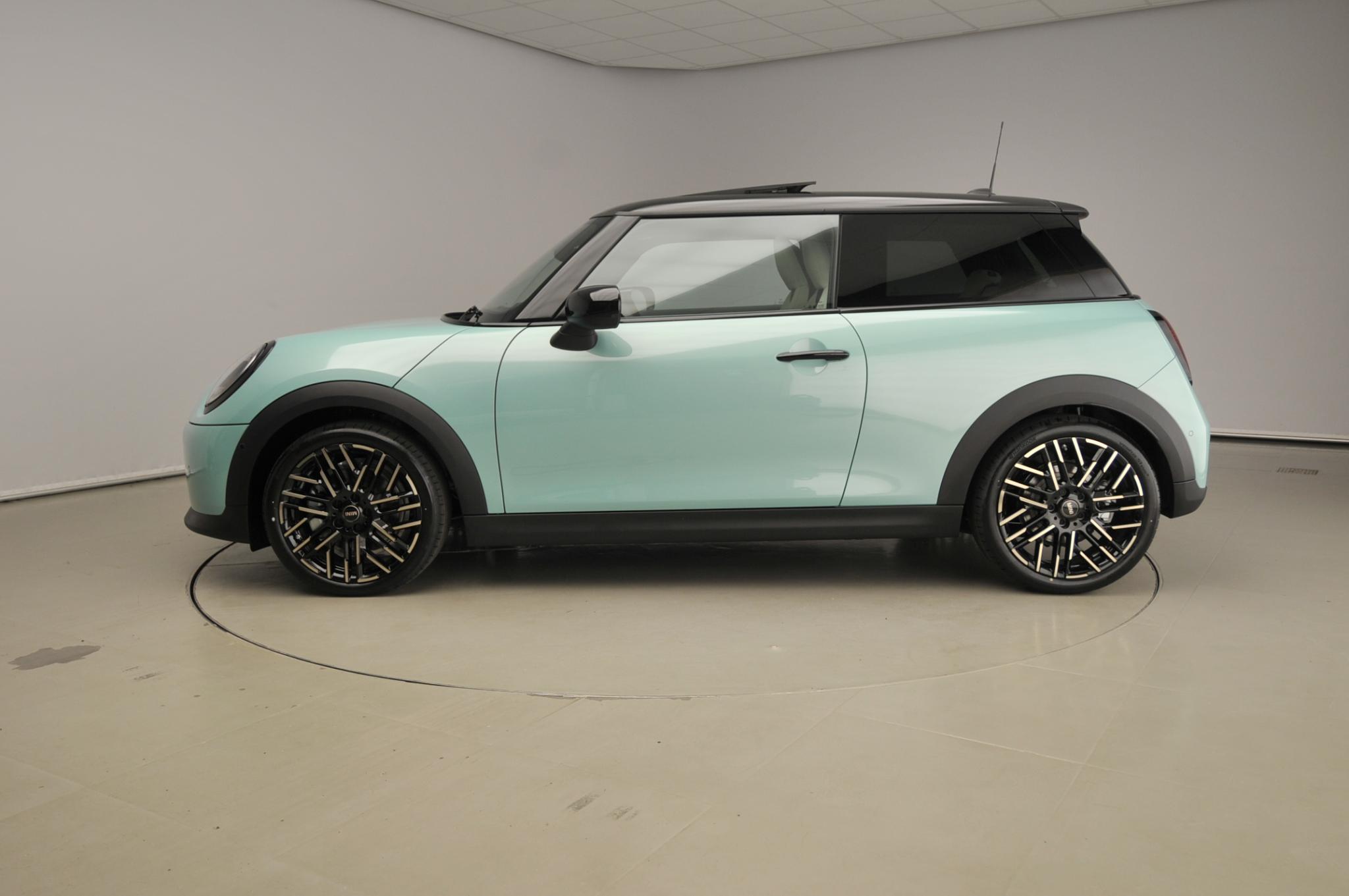 MINI Cooper 3-deurs C - Afbeelding 2