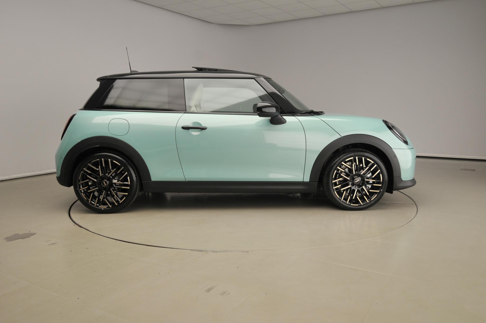 MINI Cooper 3-deurs C - Afbeelding 4