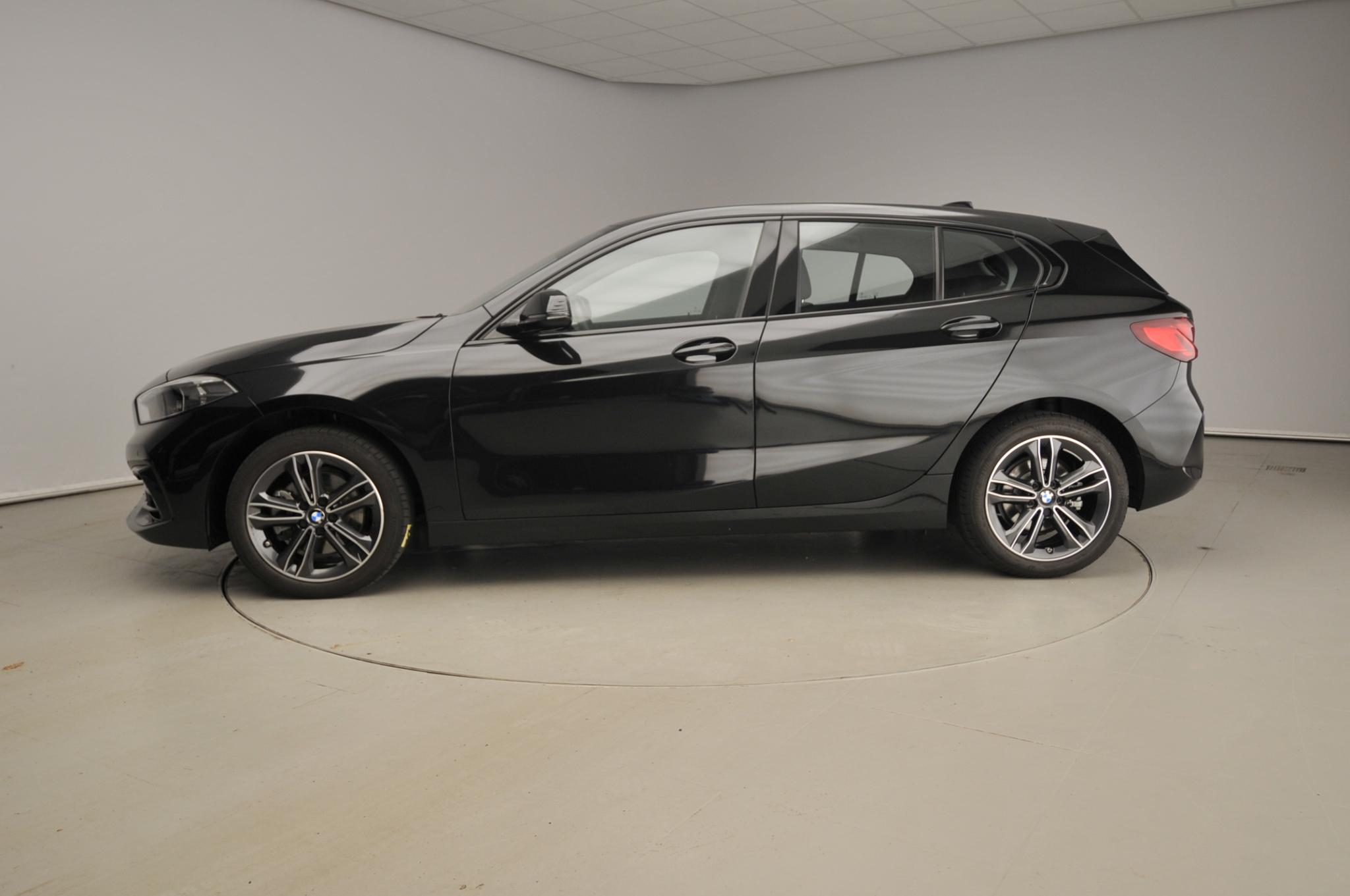 BMW 1 Serie 5-Deurs 118i - Afbeelding 2