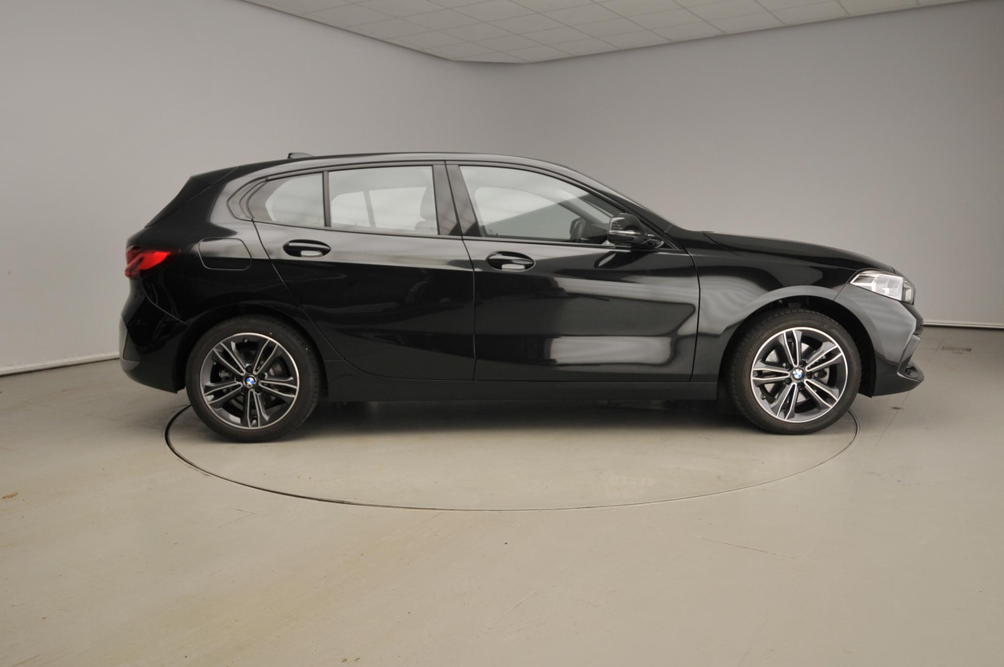 BMW 1 Serie 5-Deurs 118i - Afbeelding 4