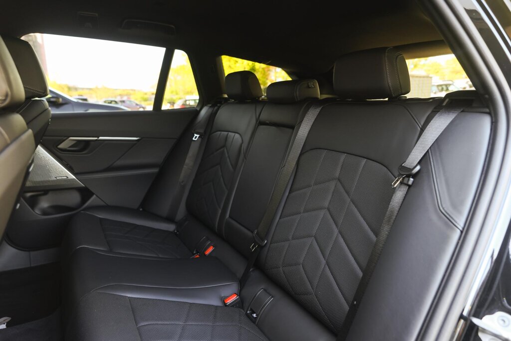 BMW i5 13