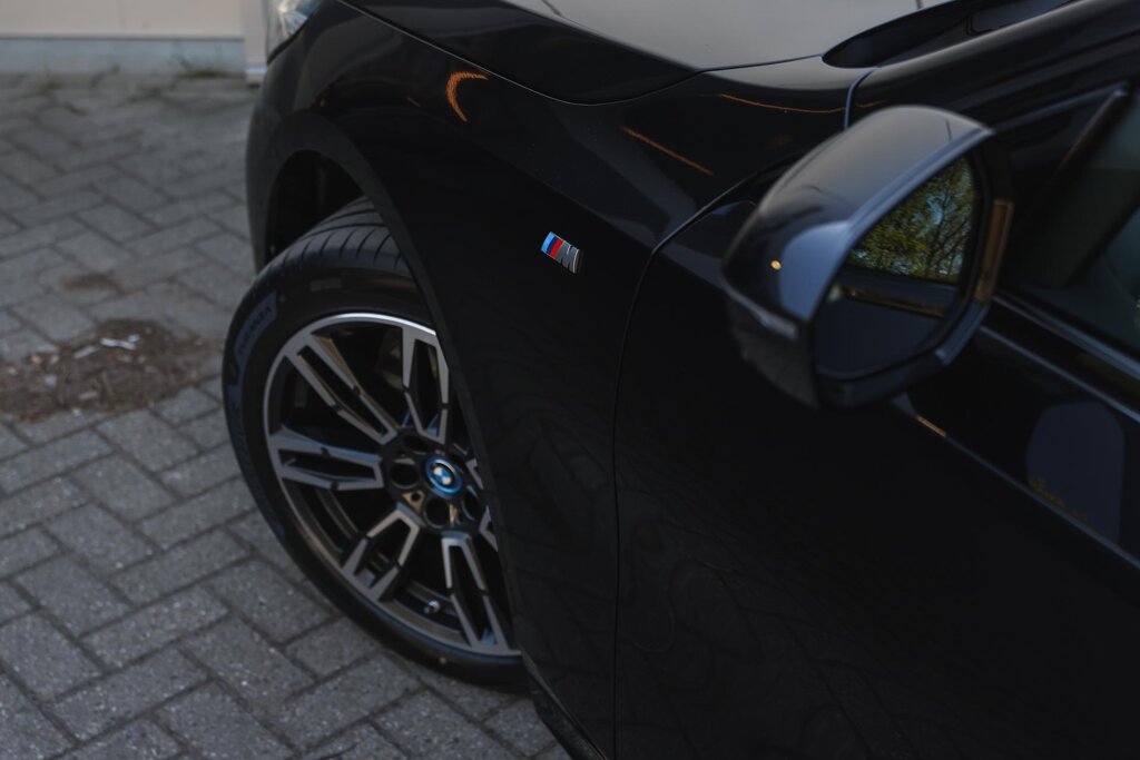 BMW i5 31