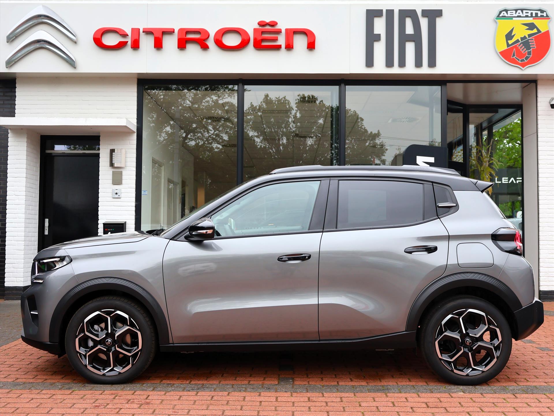 Citroën C3 1.2 Turbo S&S 100PK Max, Rijklaarprijs | Navigatie | Camera | DAB+ | Apple CarPlay & Android Auto | Lichtmetalen wielen - Afbeelding 2