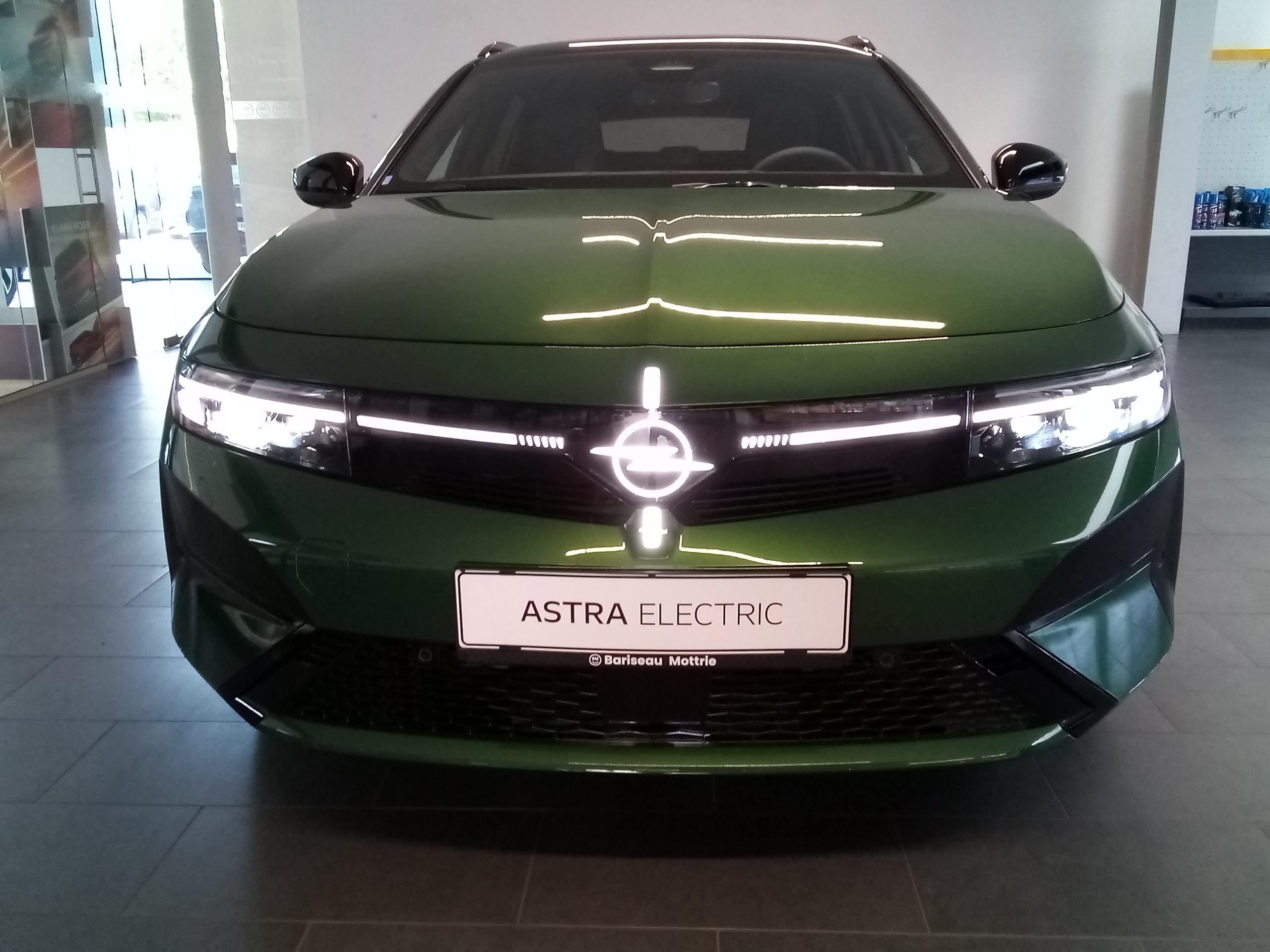 Opel Astra Sports Tourer Astra Sports Tourer Ultimate Electric 156 pk 115kW Automaat - Afbeelding 2