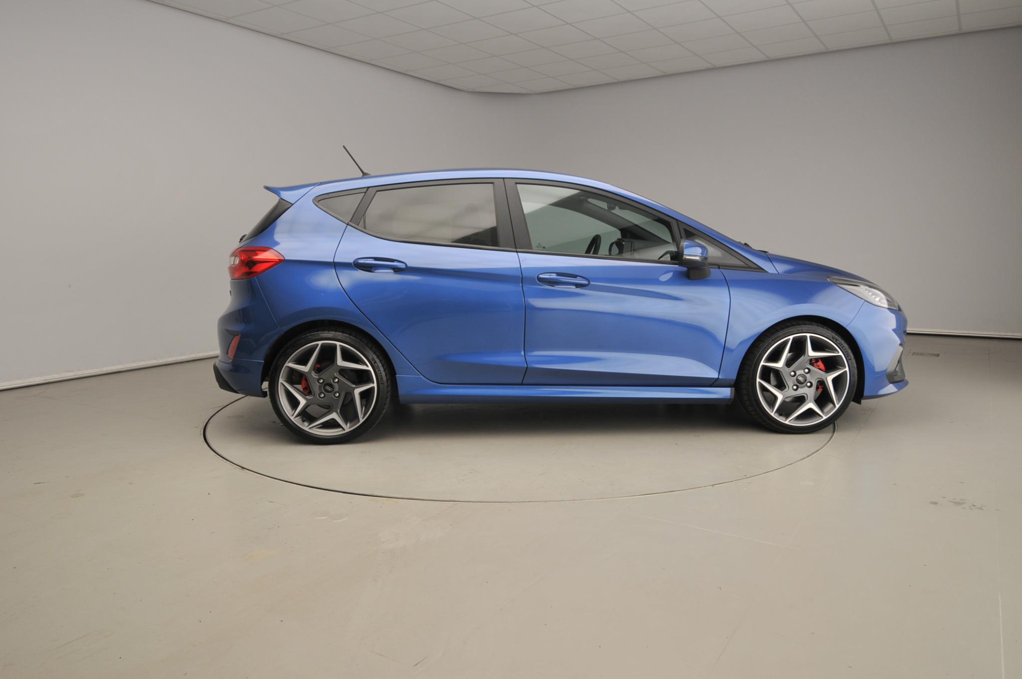 Ford Fiesta 1.5 EcoBoost ST-3 - Bild 4