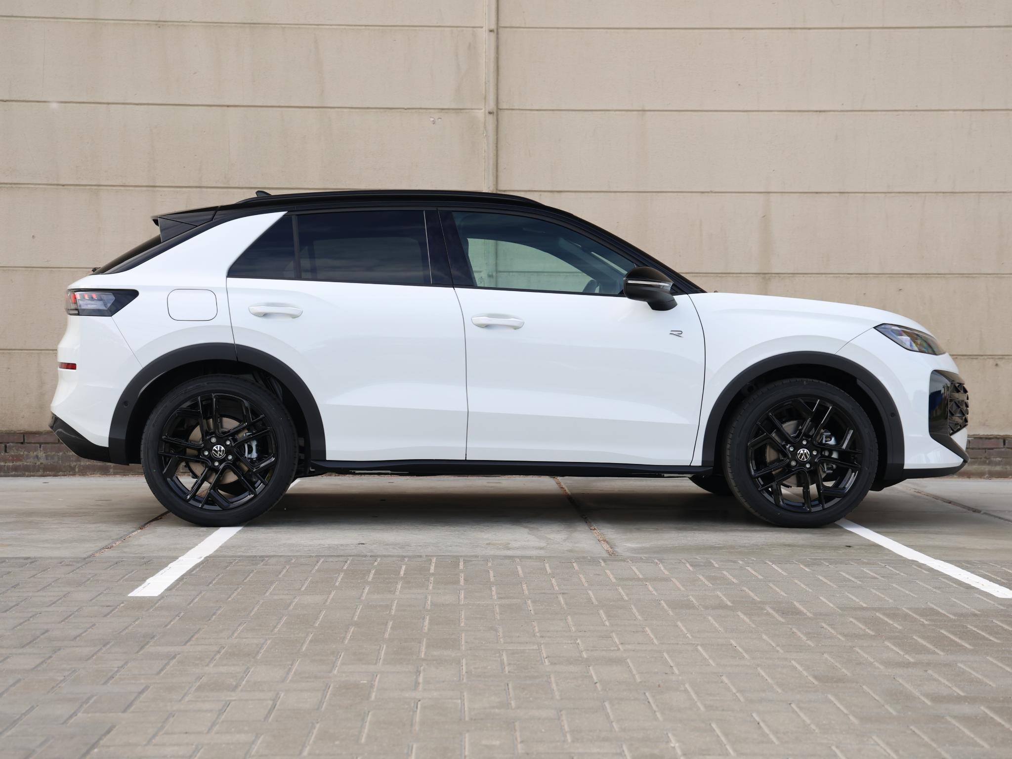 Volkswagen T-Roc R-Line First Edition 1.5 eTSI 150 PK - Afbeelding 2