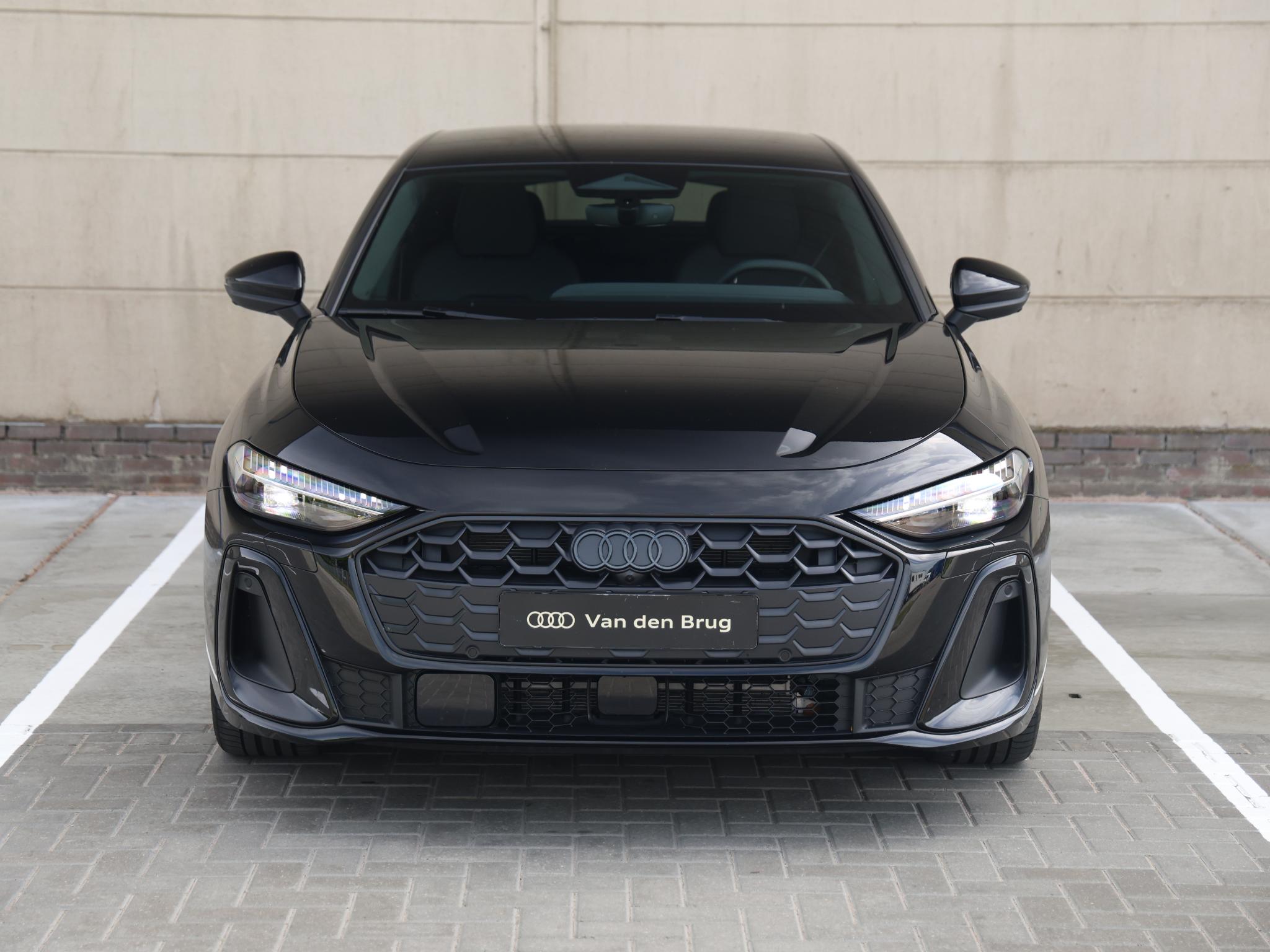 Audi A5 Limousine e-hybrid quattro S edition 299 pk - Afbeelding 4