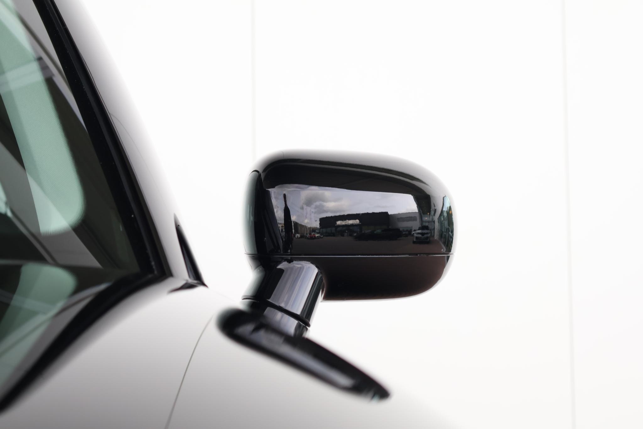 MINI 3-Deurs Cooper E Essential XS 40.7 kWh - Afbeelding 4