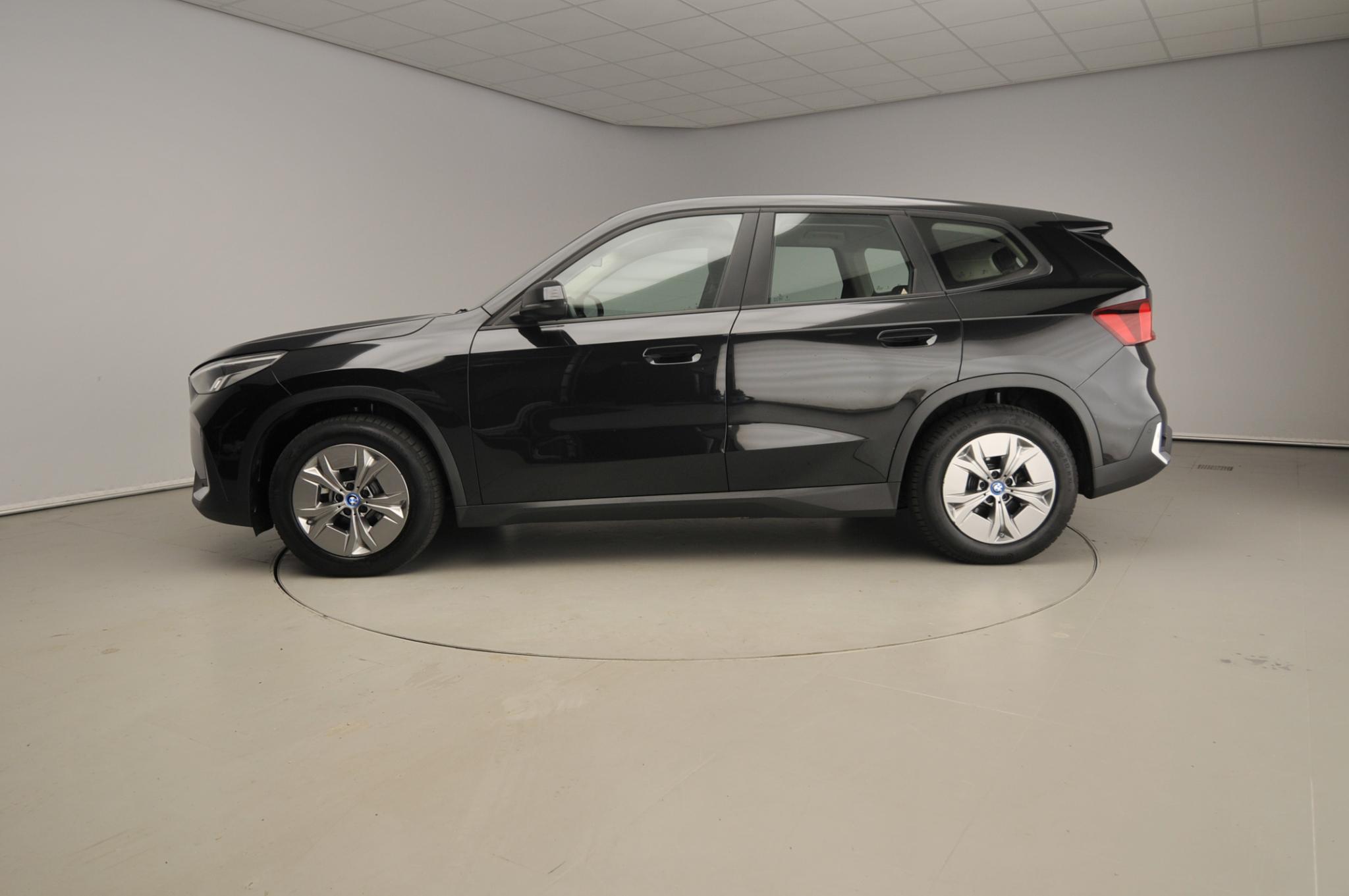 BMW iX1 xDrive30 - Afbeelding 2