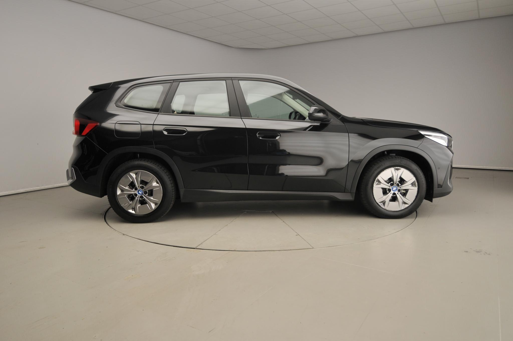 BMW iX1 xDrive30 - Afbeelding 4