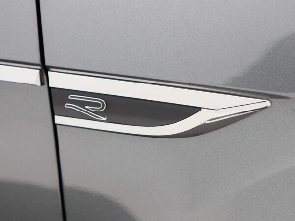 R-Line Exterieur