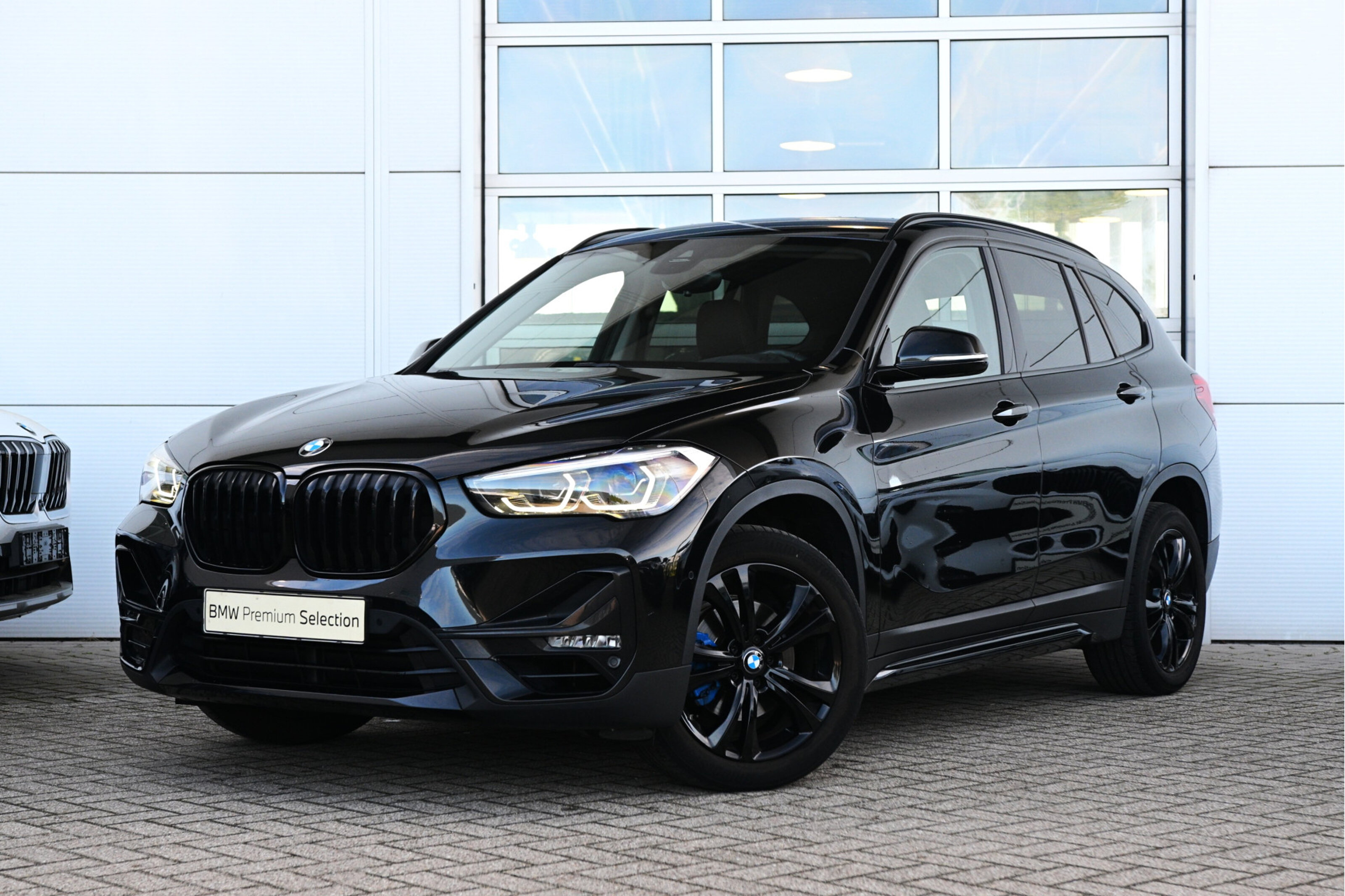 BMW X1 sDrive18i Sport Line Automaat