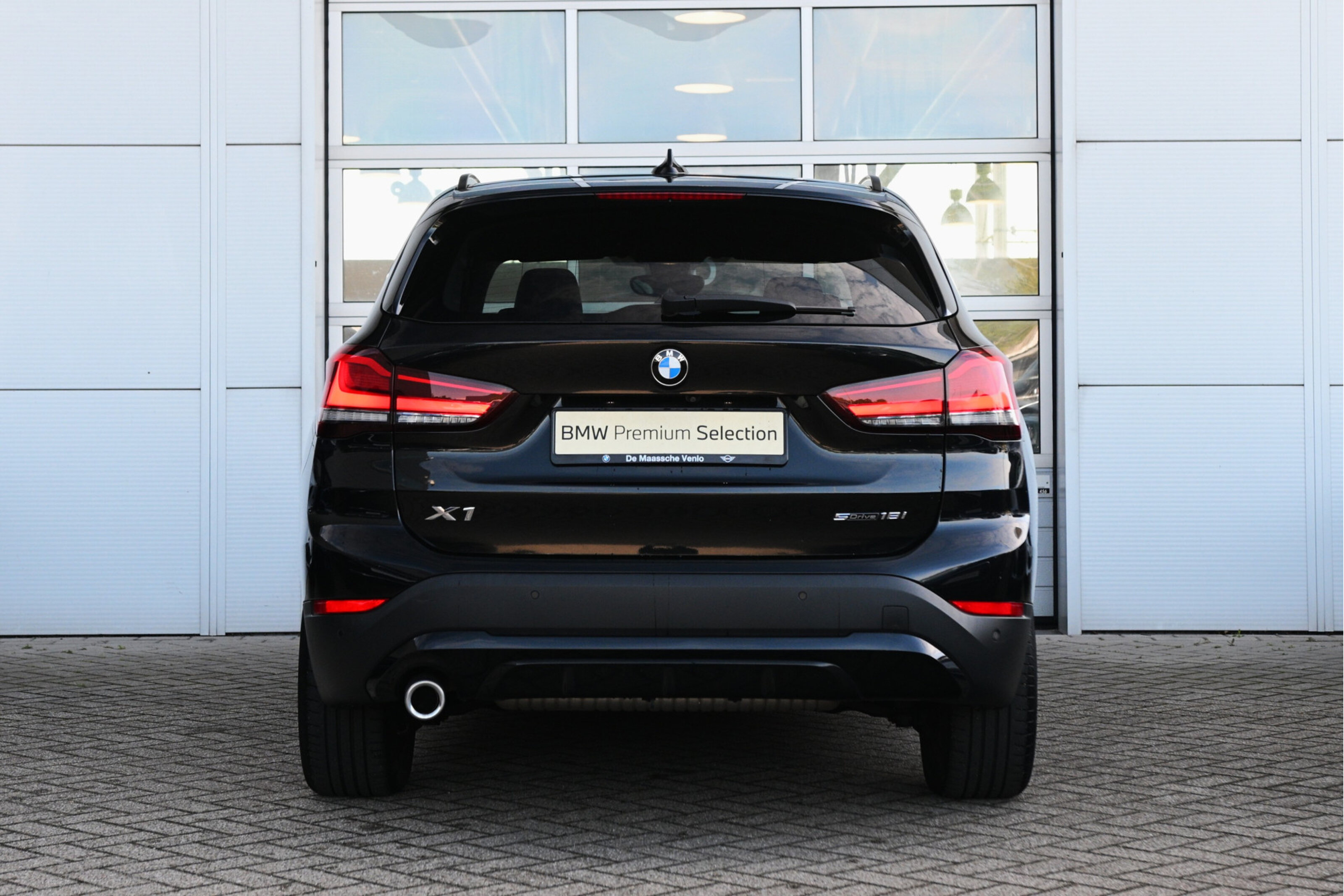 BMW X1 6