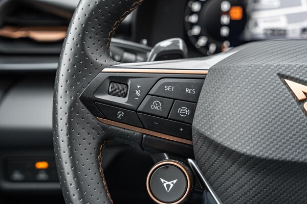 cruise control adaptief met Stop&Go en stuurhulp