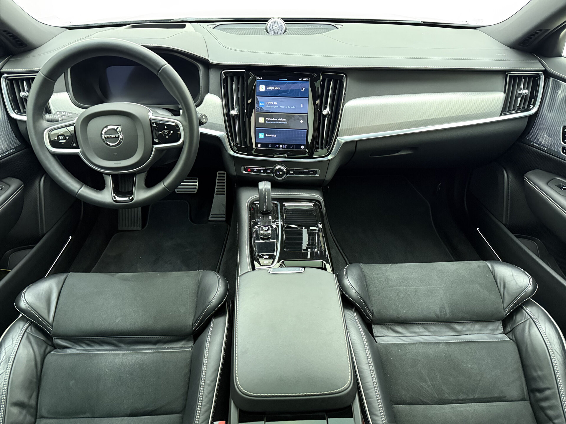 Volvo V90 T8 455pk AWD R-Design - Afbeelding 2