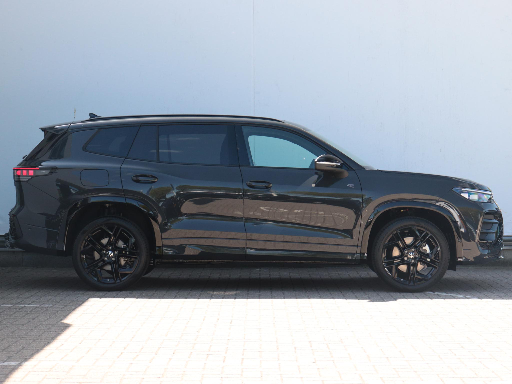 Volkswagen Tayron R-Line Edition 1.5 eHybrid 200 kW / 272 PK SUV 6 v - Afbeelding 4