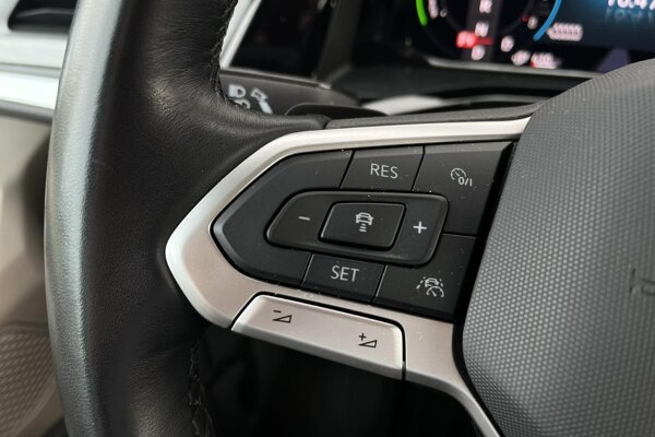 cruise control adaptief met Stop&Go cruise control adaptief met Stop&Go