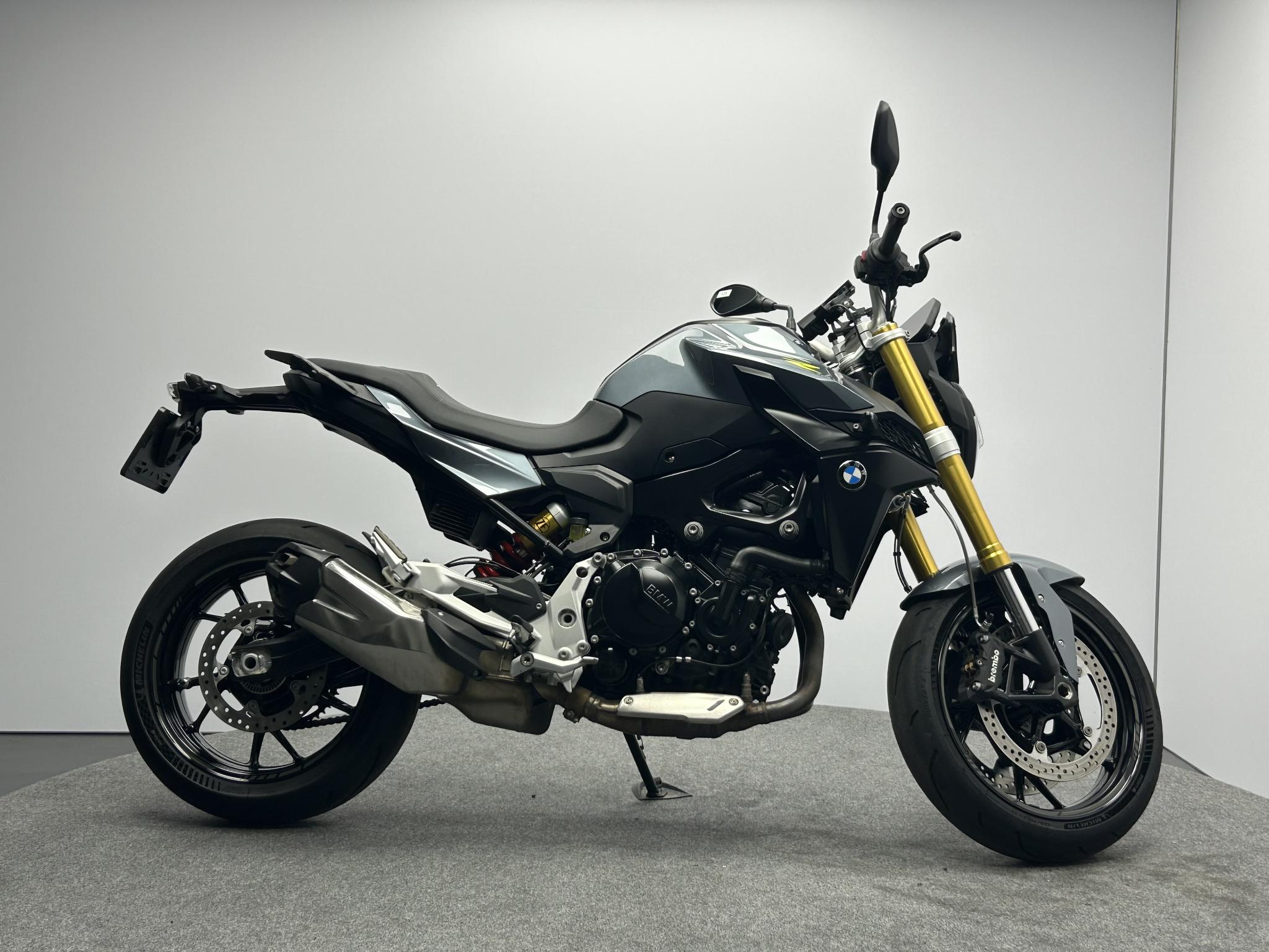 BMW F 900 R Exclusive - Afbeelding 2