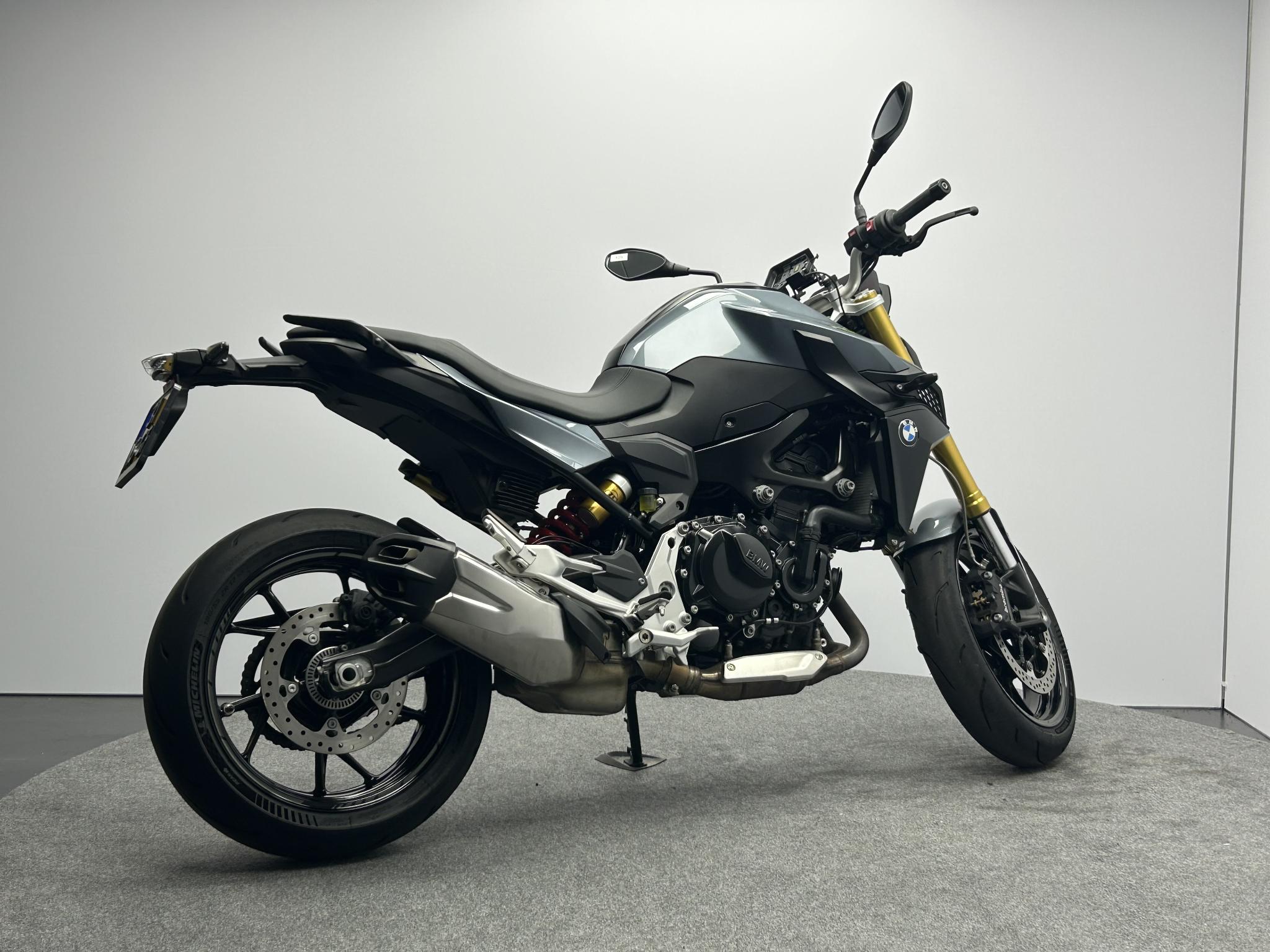 BMW F 900 R Exclusive - Afbeelding 3