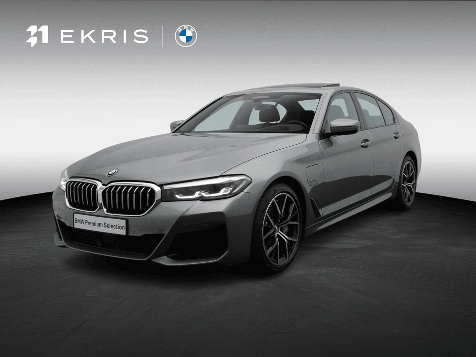 BMW 5 Serie Sedan 545e xDrive - Afbeelding 1