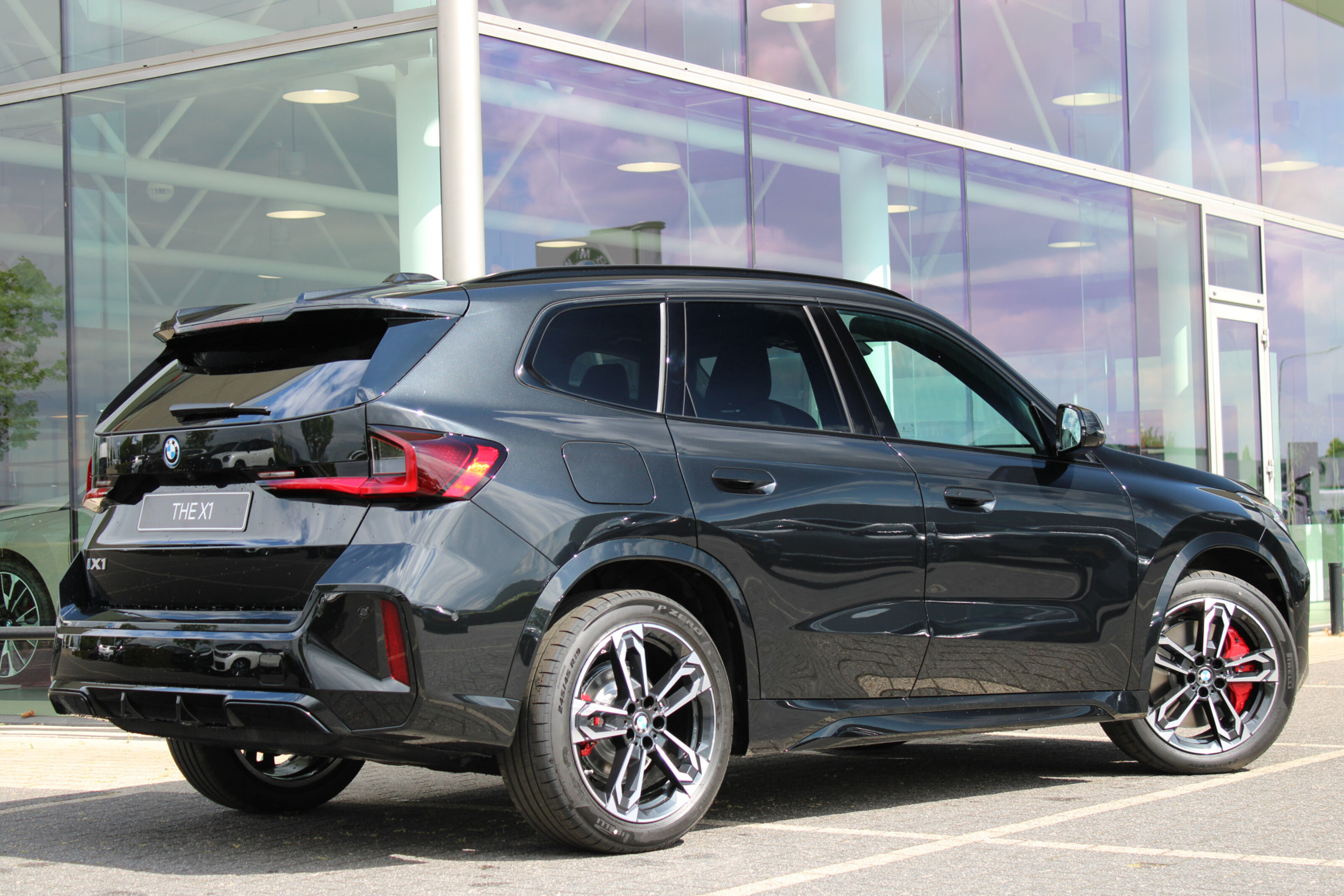 BMW iX1 eDrive20 M Sport