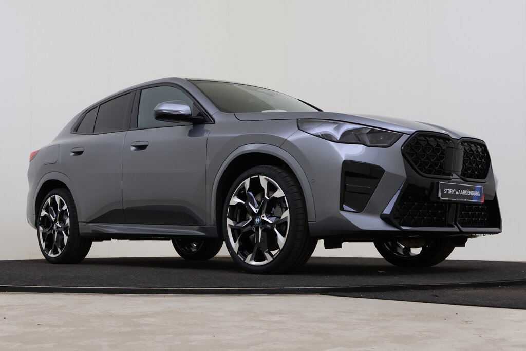 BMW X2 10