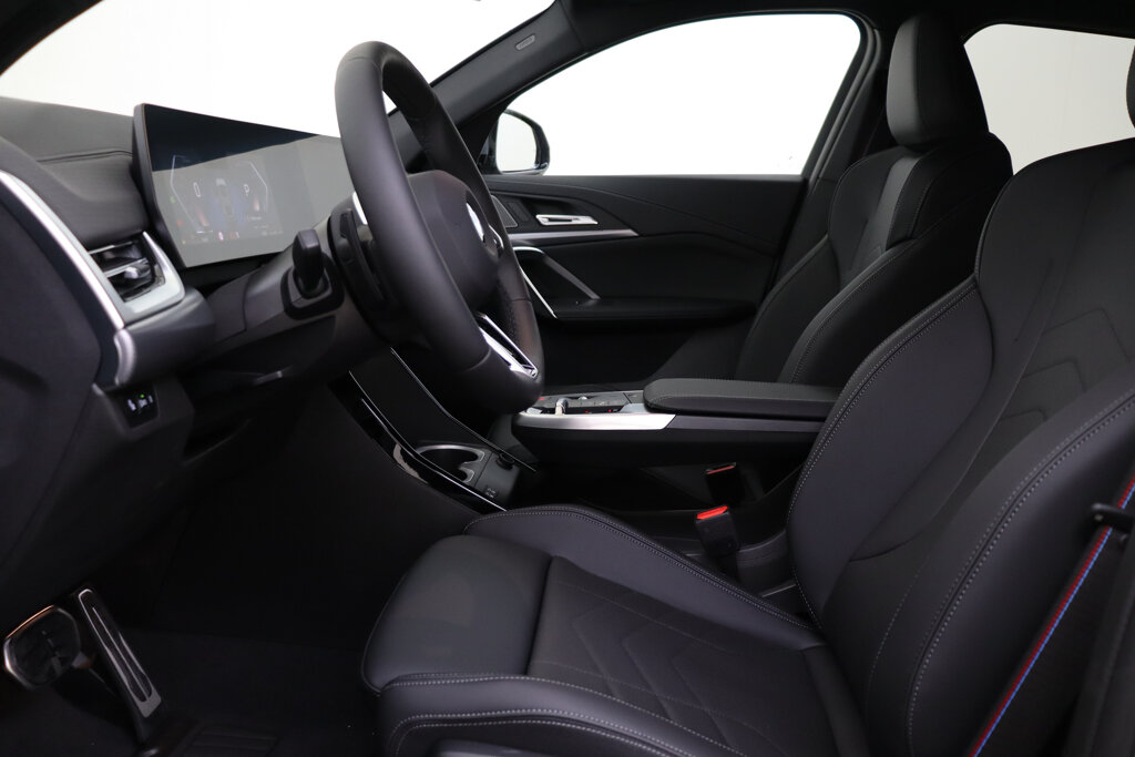 BMW X2 12