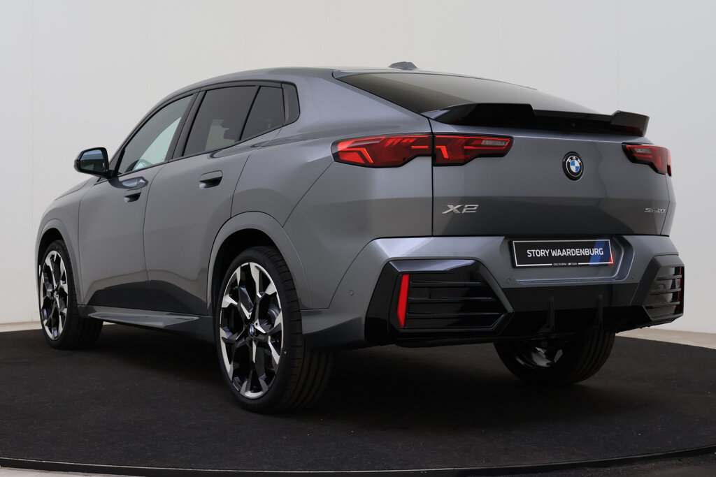 BMW X2 15