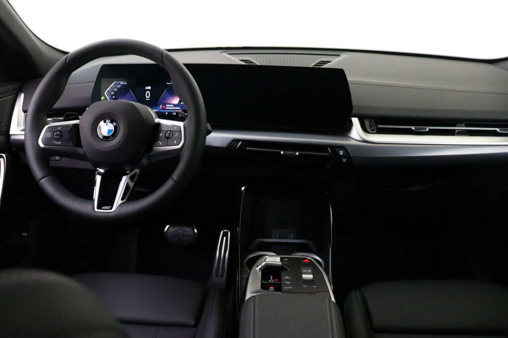 BMW X2 23