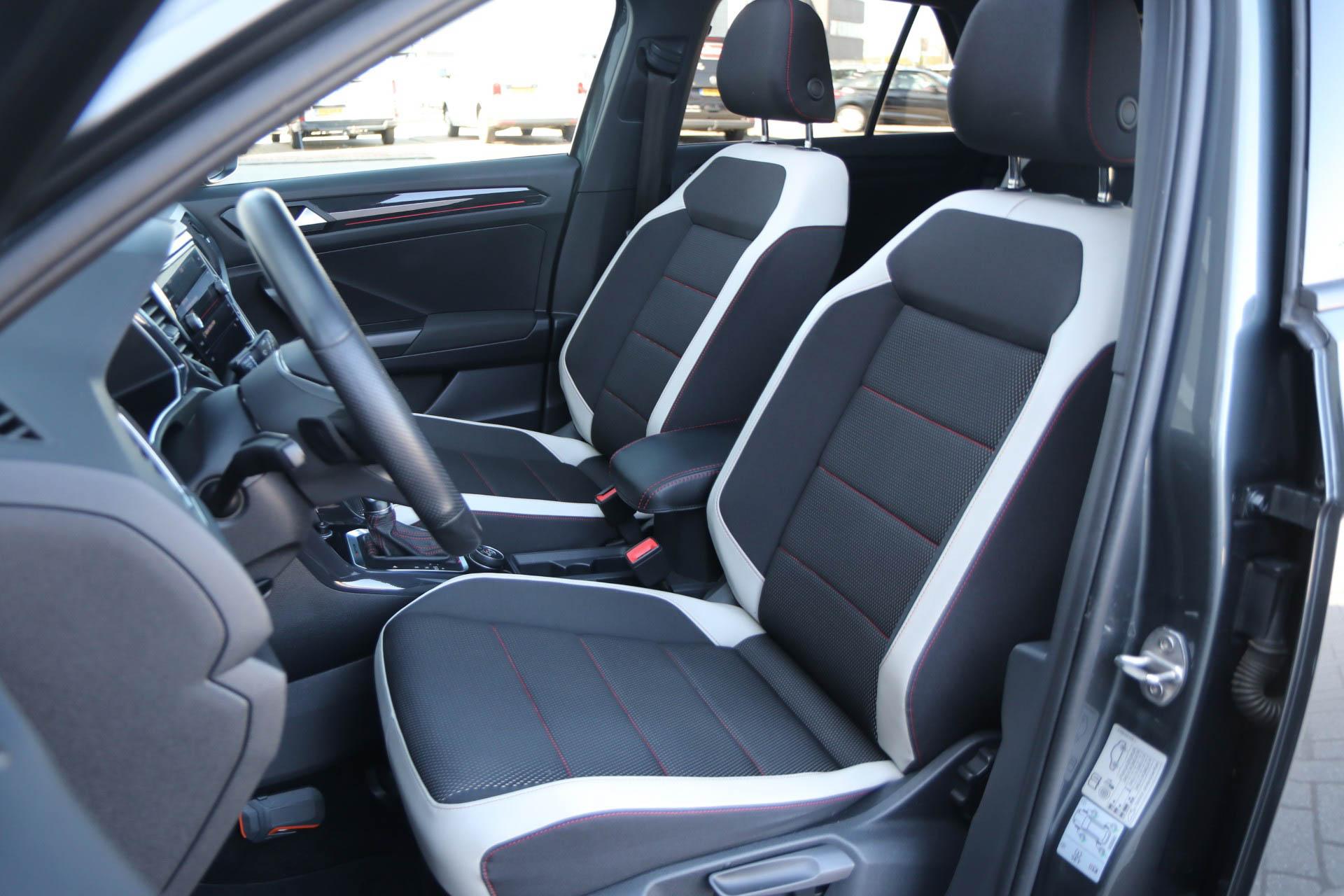Volkswagen T-Roc 2.0 TSI 190pk DSG 4Motion Sport - Afbeelding 4