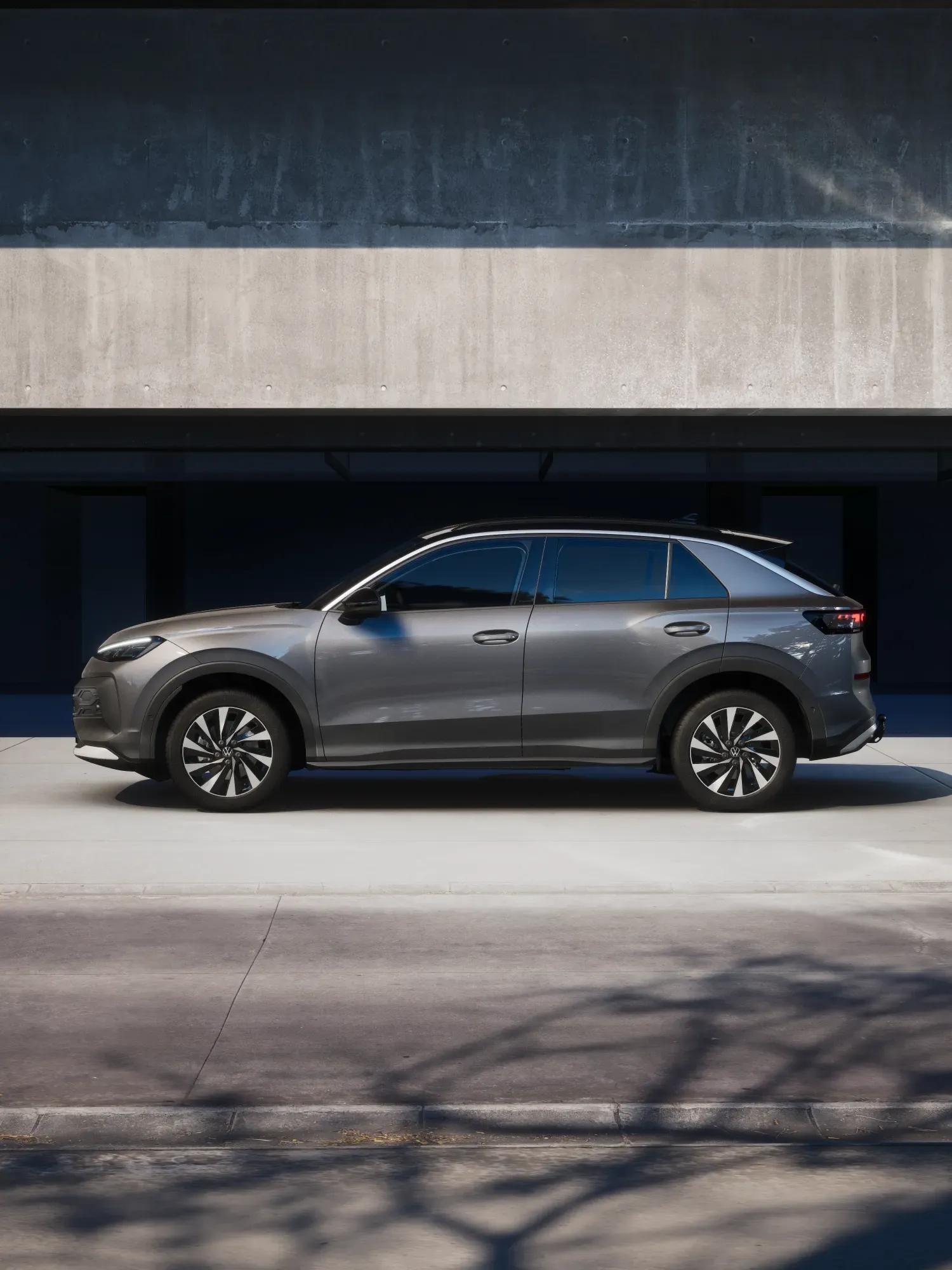 Volkswagen T-Roc 1.5 eTsi 115pk Life First Edition - Afbeelding 3