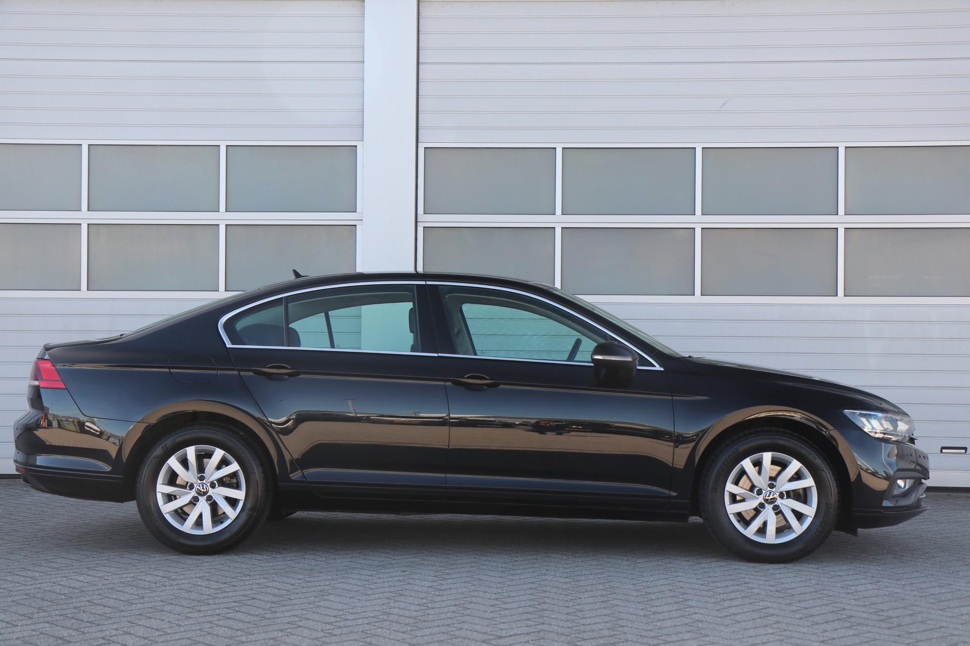Volkswagen Passat 1.5 TSI 150pk DSG Business - Afbeelding 3